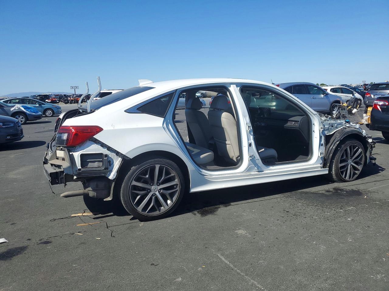 2022 Honda Civic Touring White vin: 2HGFE1F96NH316238