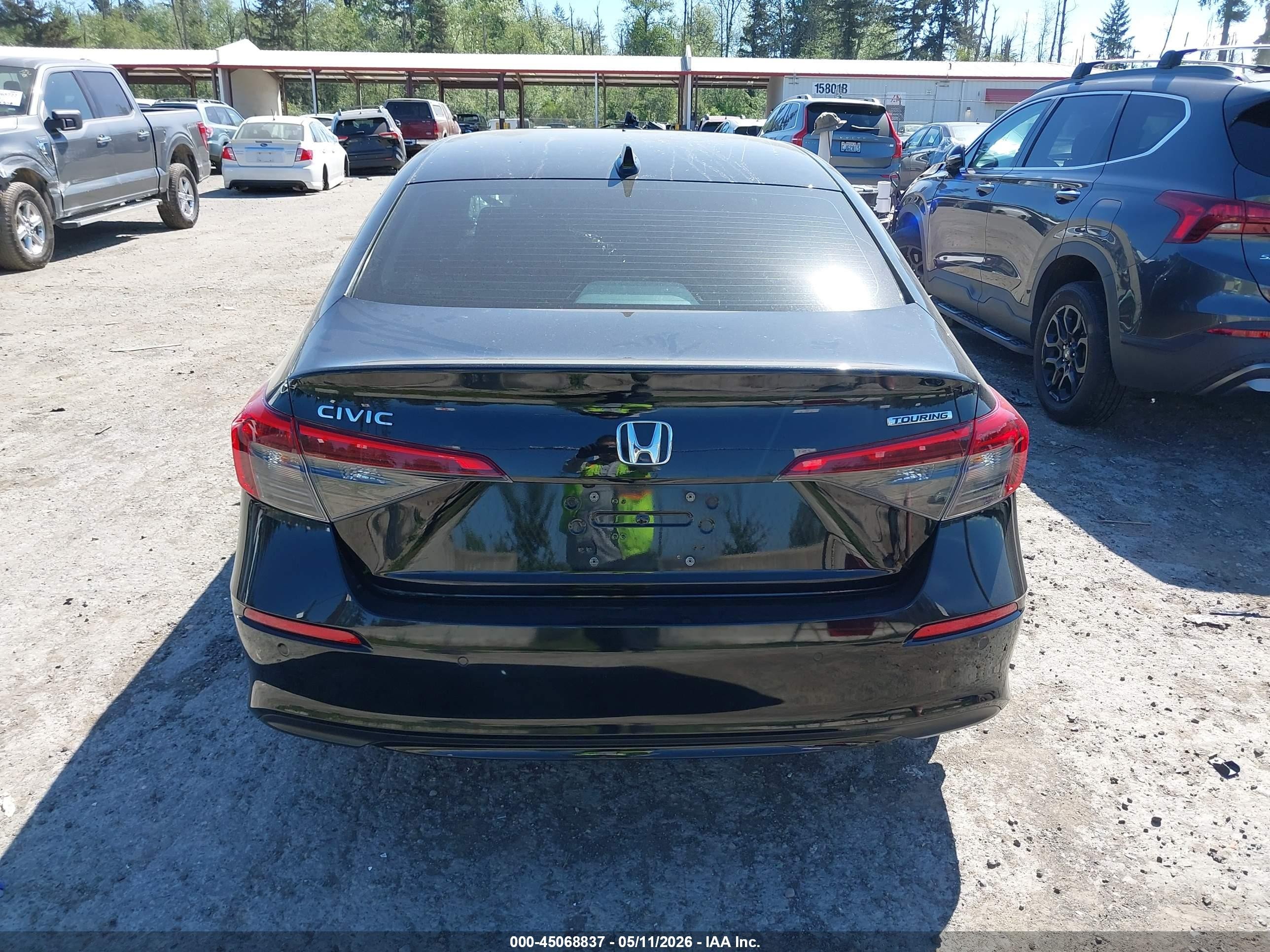 2022 Honda Civic Touring Black vin: 2HGFE1F96NH326509