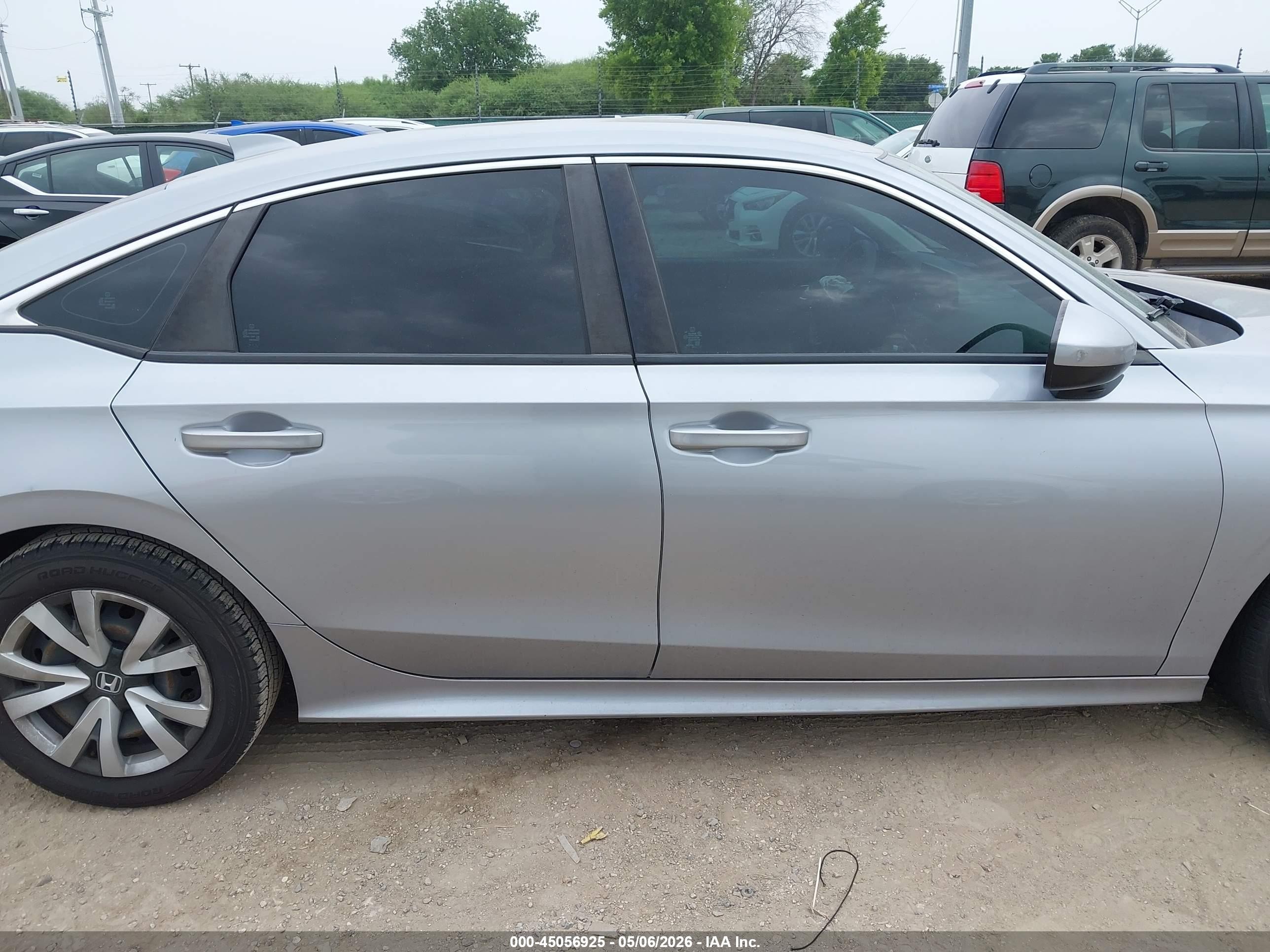 2022 Honda Civic Lx Silver vin: 2HGFE2F20NH532191