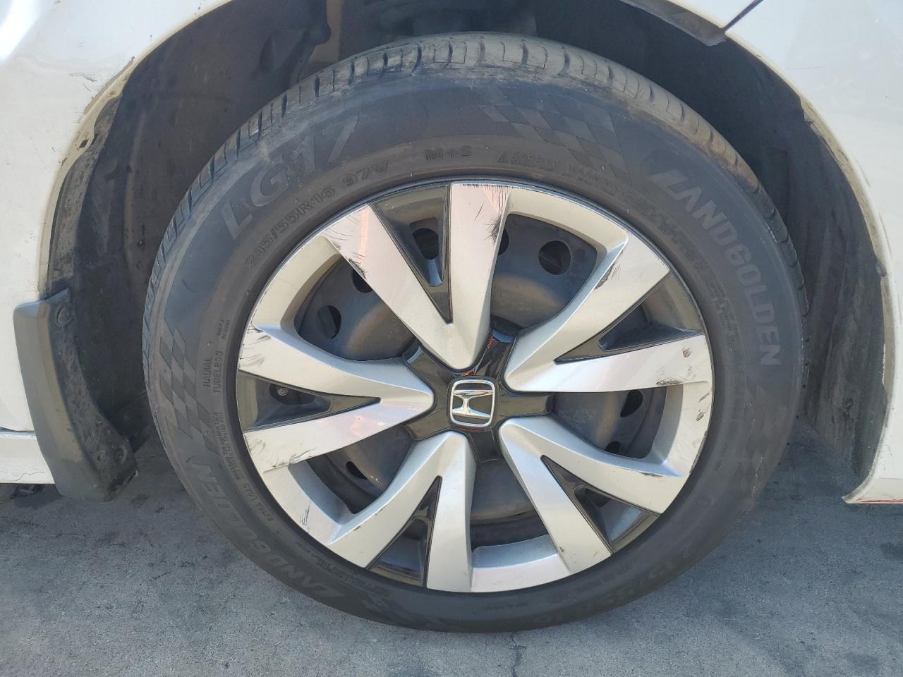 2022 Honda Civic Lx White vin: 2HGFE2F20NH544454 Damage: Right Front Wheel Cover, Curb Rash, > 12 Inches