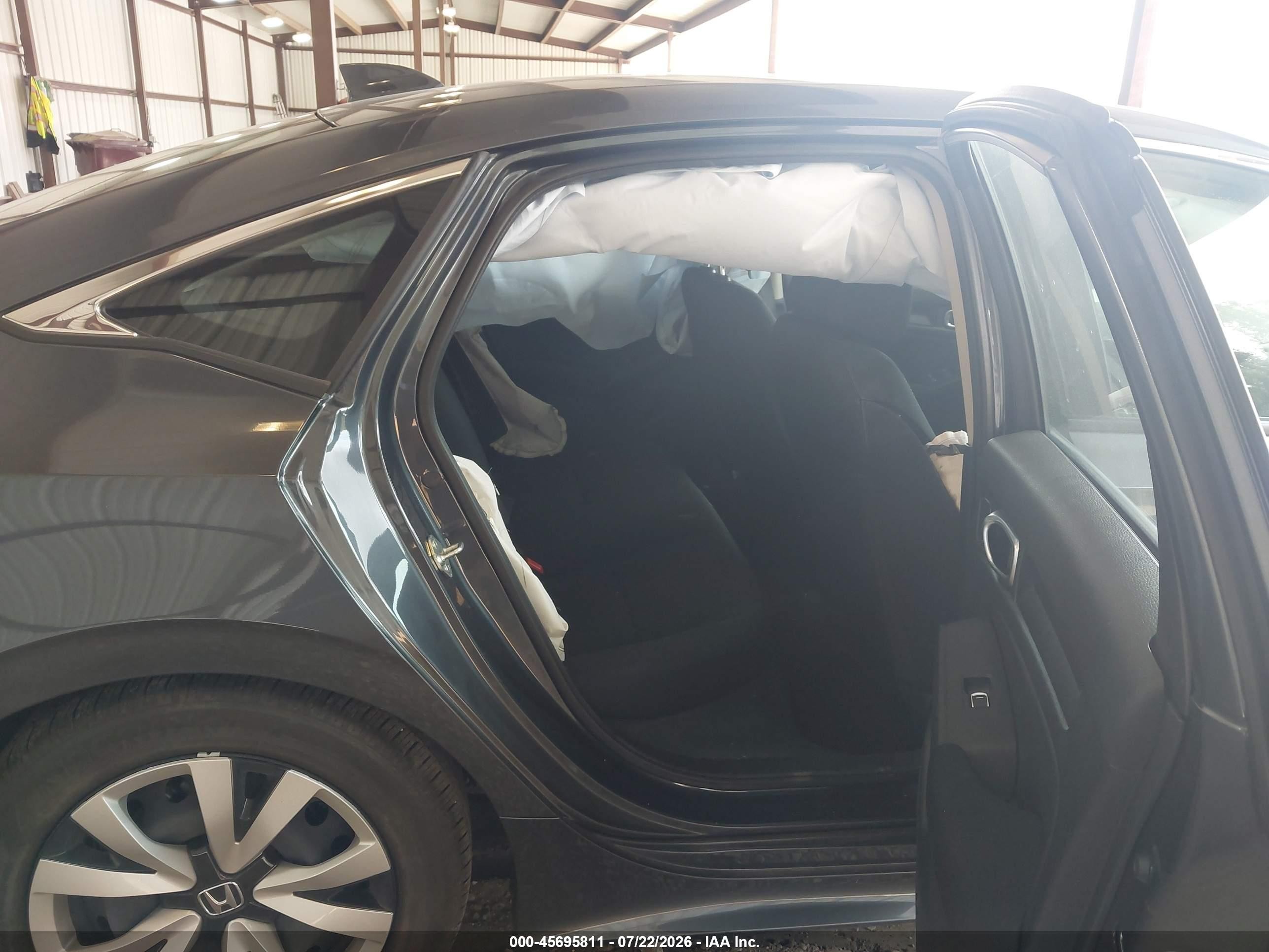 2024 Honda Civic Lx Gray vin: 2HGFE2F20RH515171