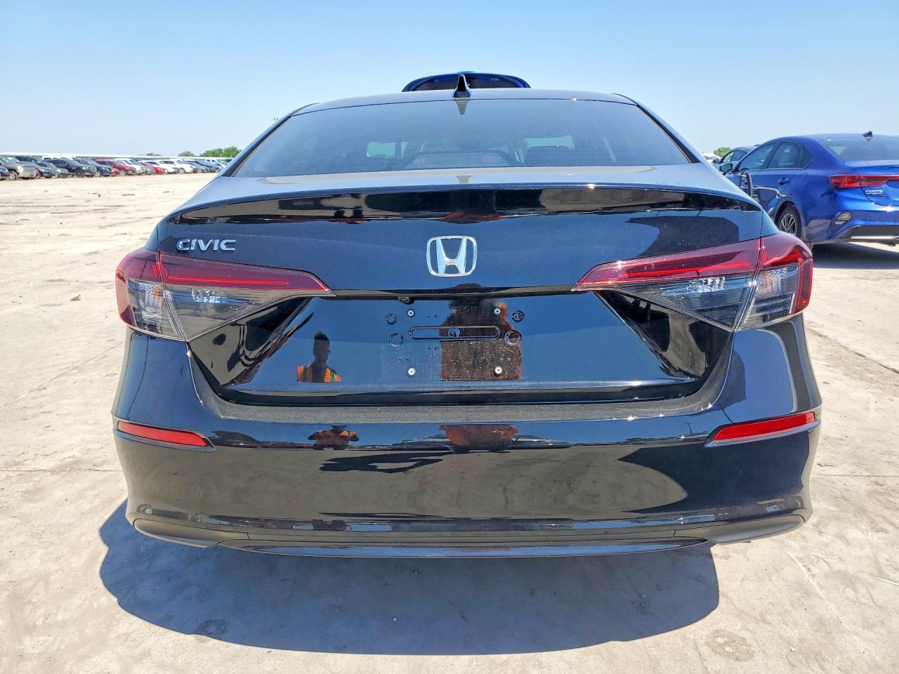 2026 Honda Civic Lx Black vin: 2HGFE2F24TH576269