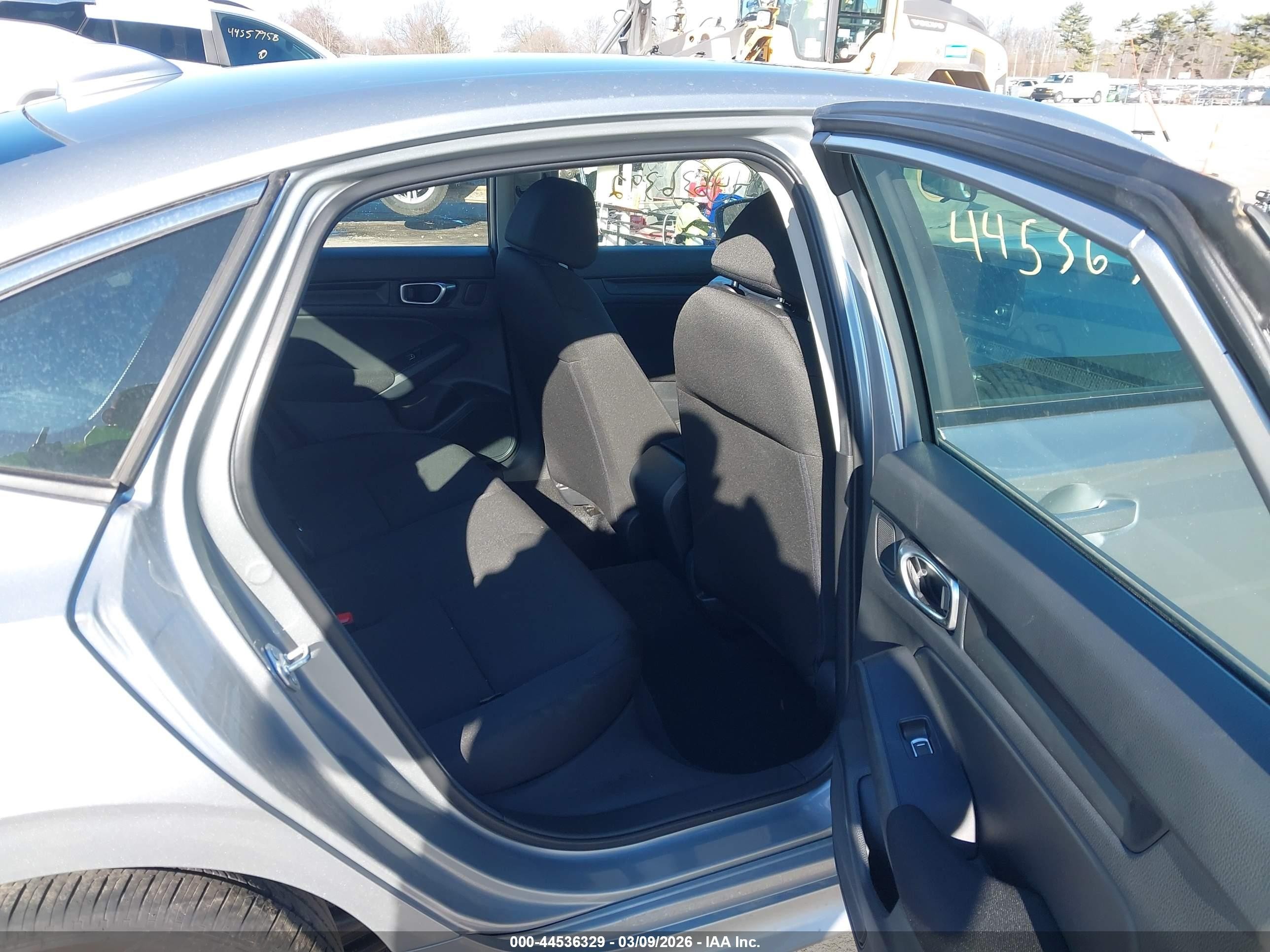 2026 Honda Civic Lx Gray vin: 2HGFE2F2XTH519767