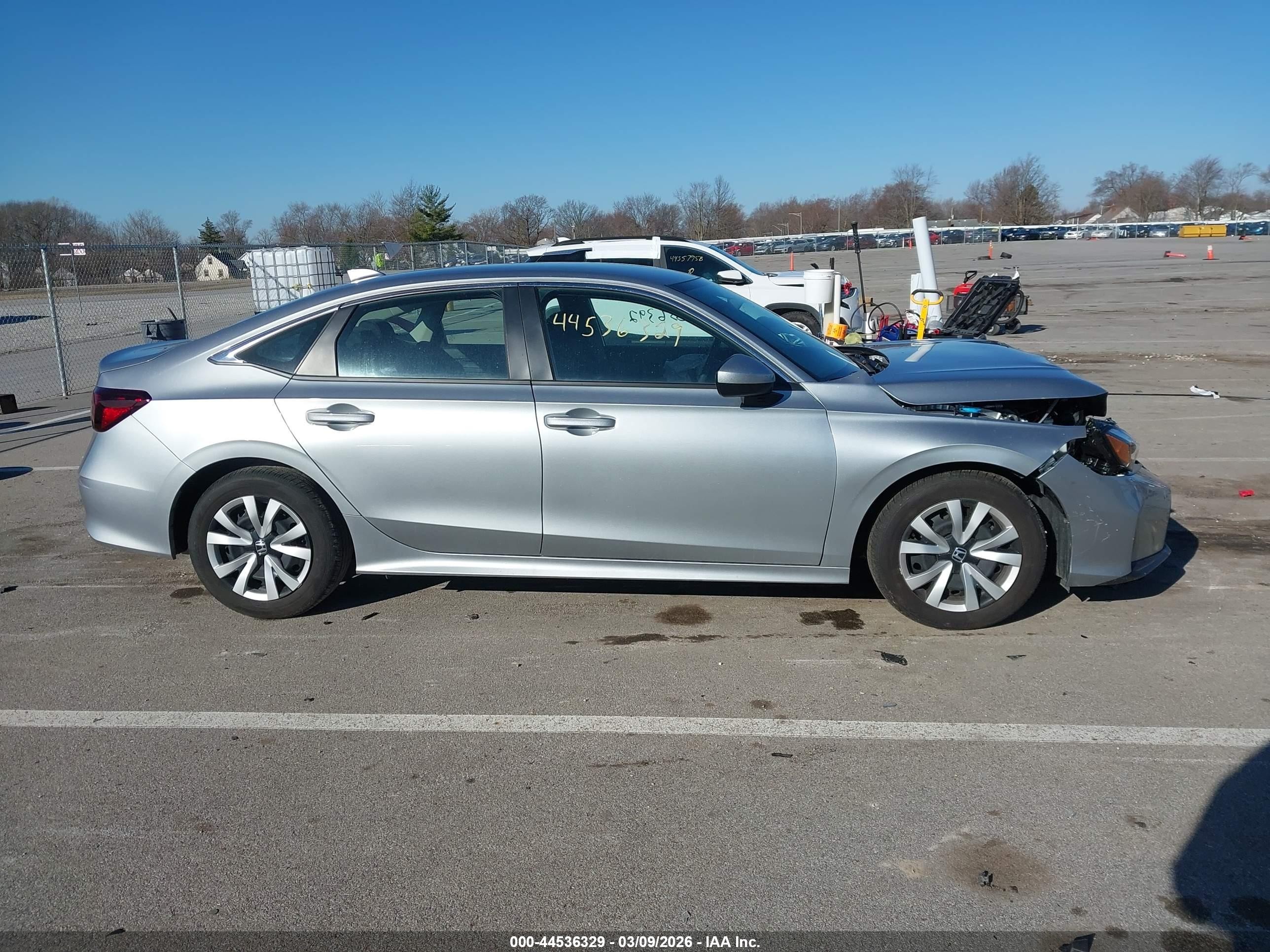 2026 Honda Civic Lx Gray vin: 2HGFE2F2XTH519767