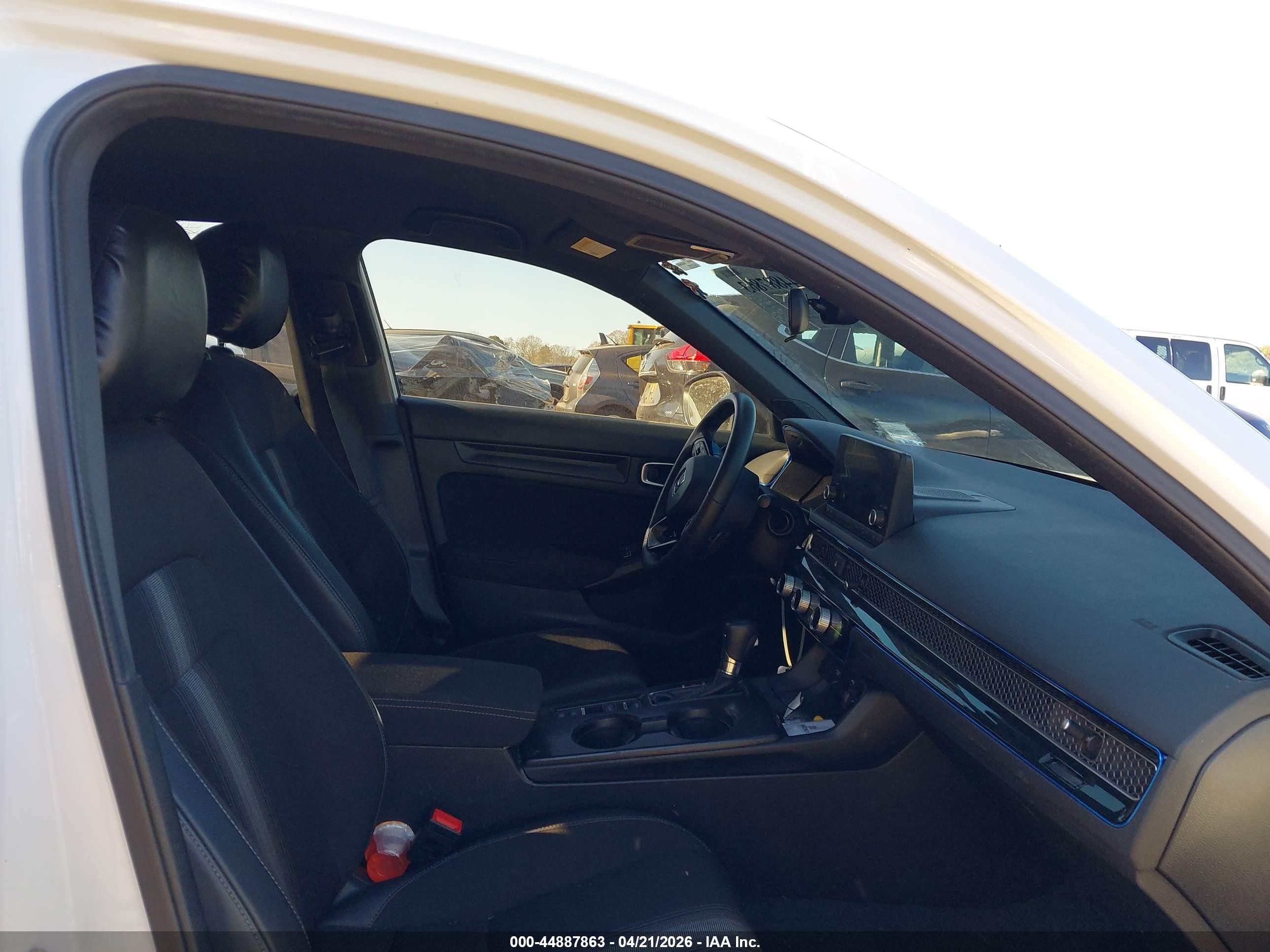 2023 Honda Civic Sport Белый vin: 2HGFE2F55PH554278