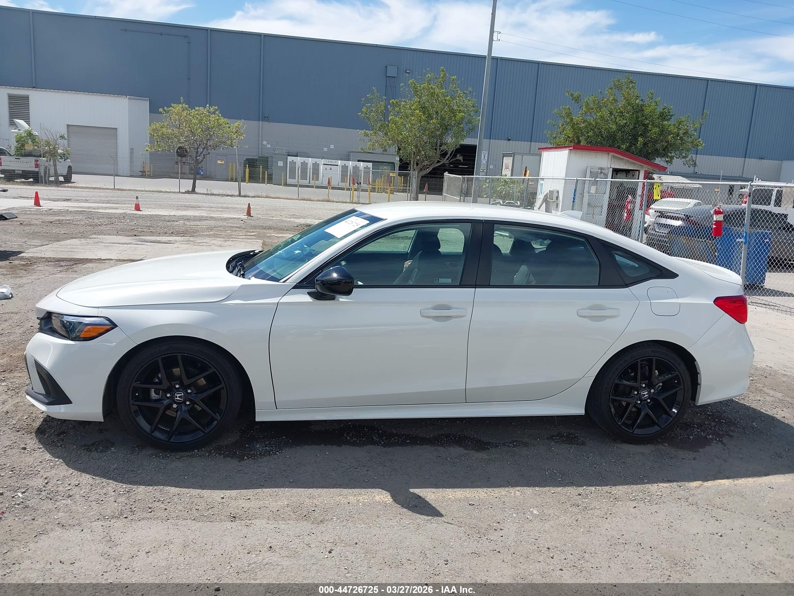 2024 Honda Civic Sport Белый vin: 2HGFE2F55RH523616