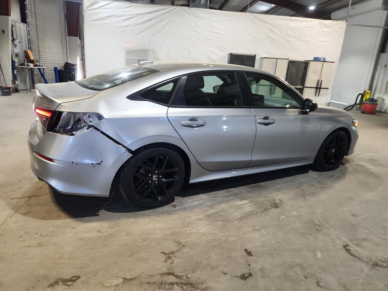 2025 Honda Civic Sport Silver vin: 2HGFE2F55SH604153 Damage: Right Qtr Panel, Dent(S) W/ Paint Dmg, > 12 Inches