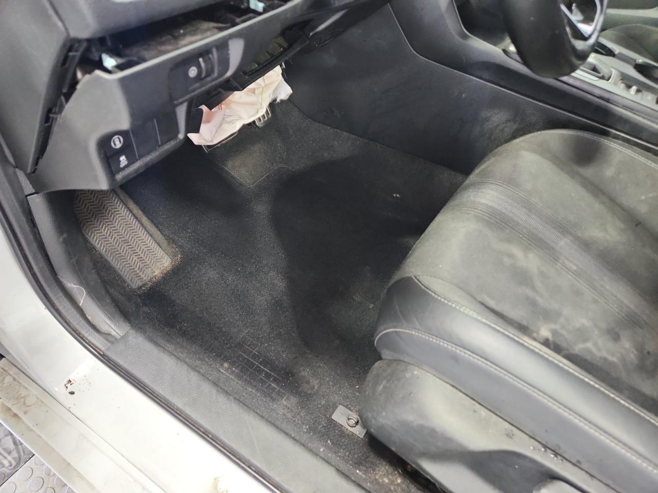2022 Honda Civic Sport White vin: 2HGFE2F57NH517522 Damage: Dash Trim Panel, Broken, Replacement Required