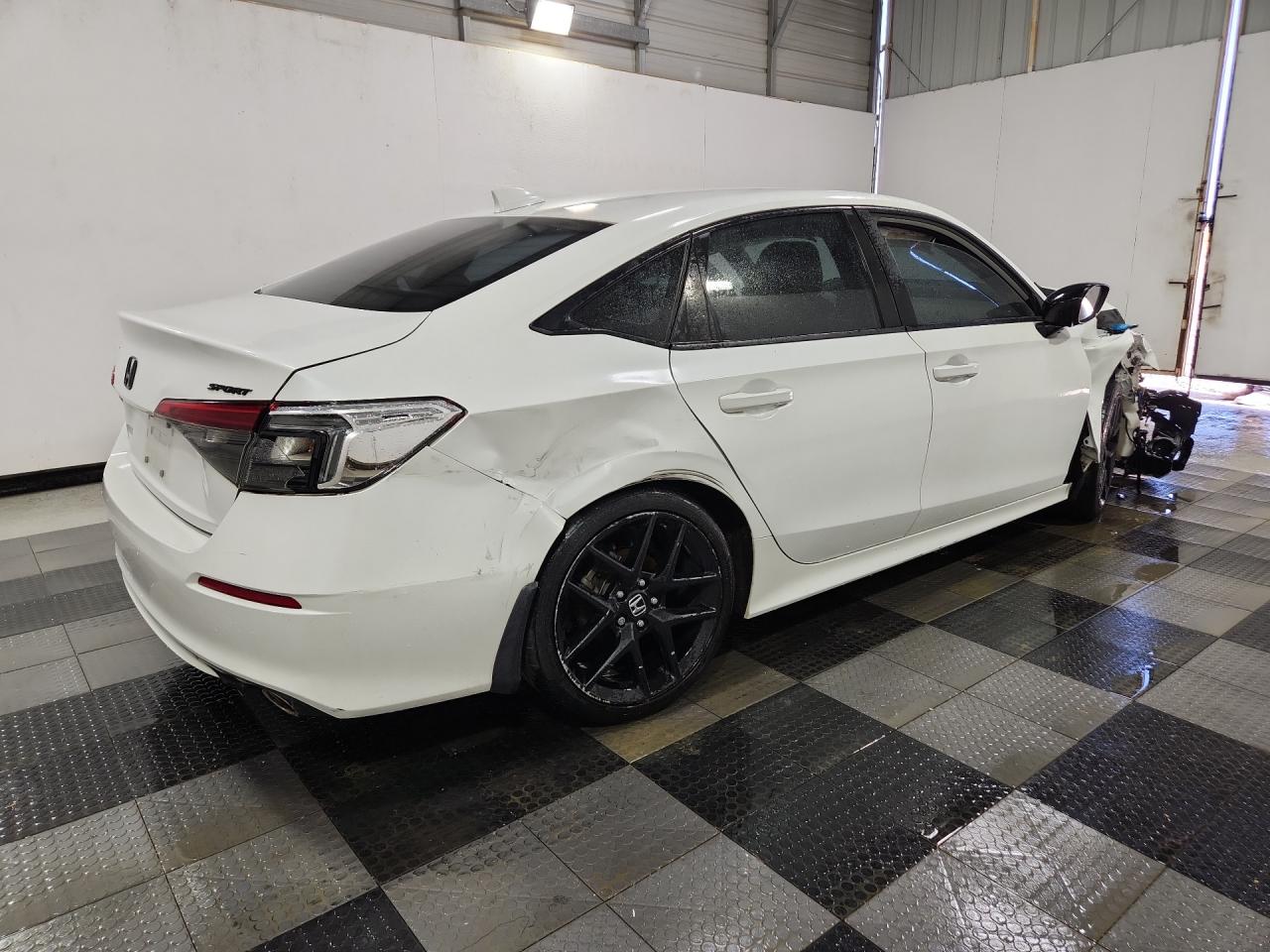 2022 Honda Civic Sport White vin: 2HGFE2F57NH517522 Damage: Right Tail Light, Broken, Replacement Required