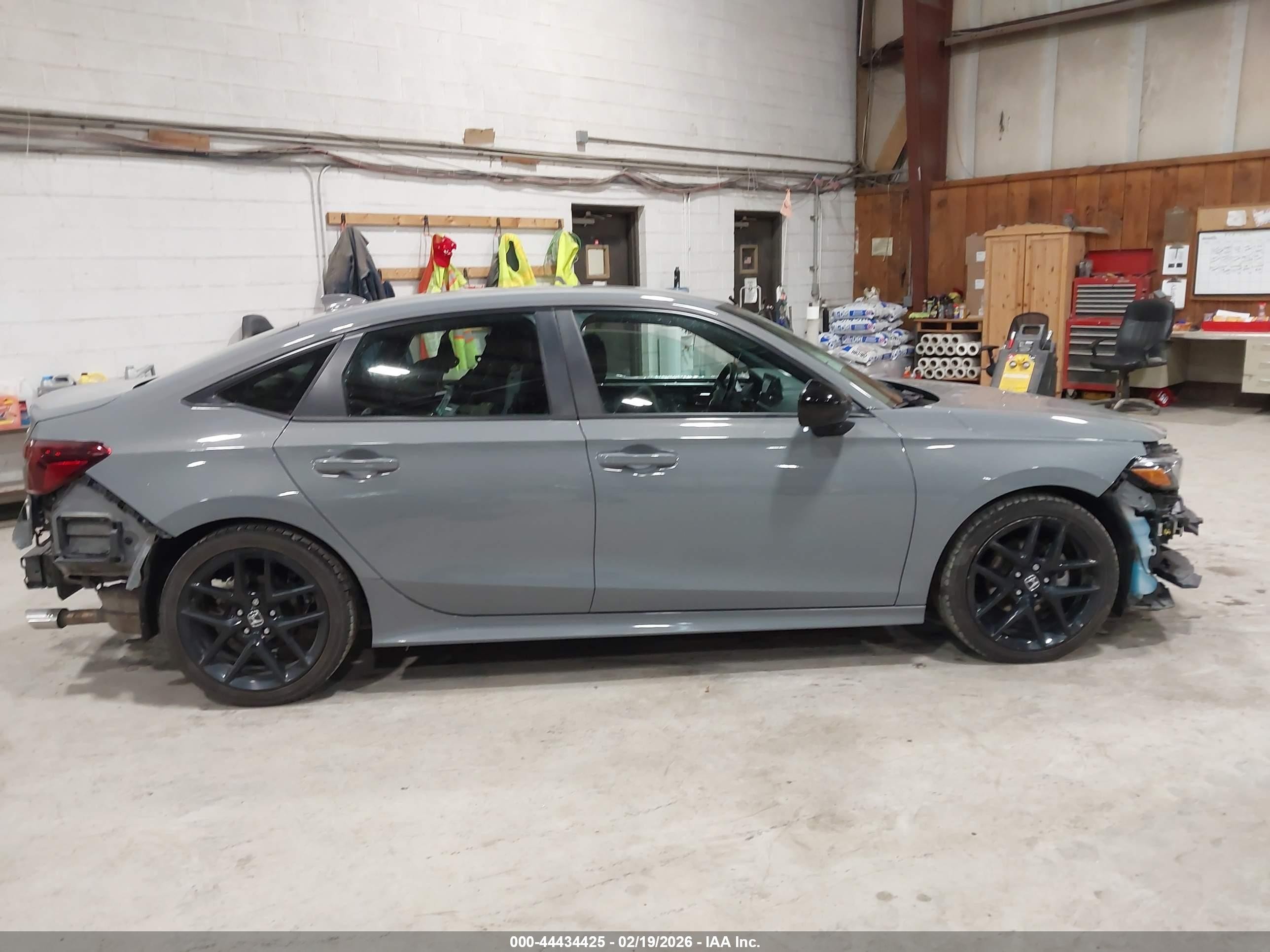 2025 Honda Civic Sport Gray vin: 2HGFE2F57SH506015