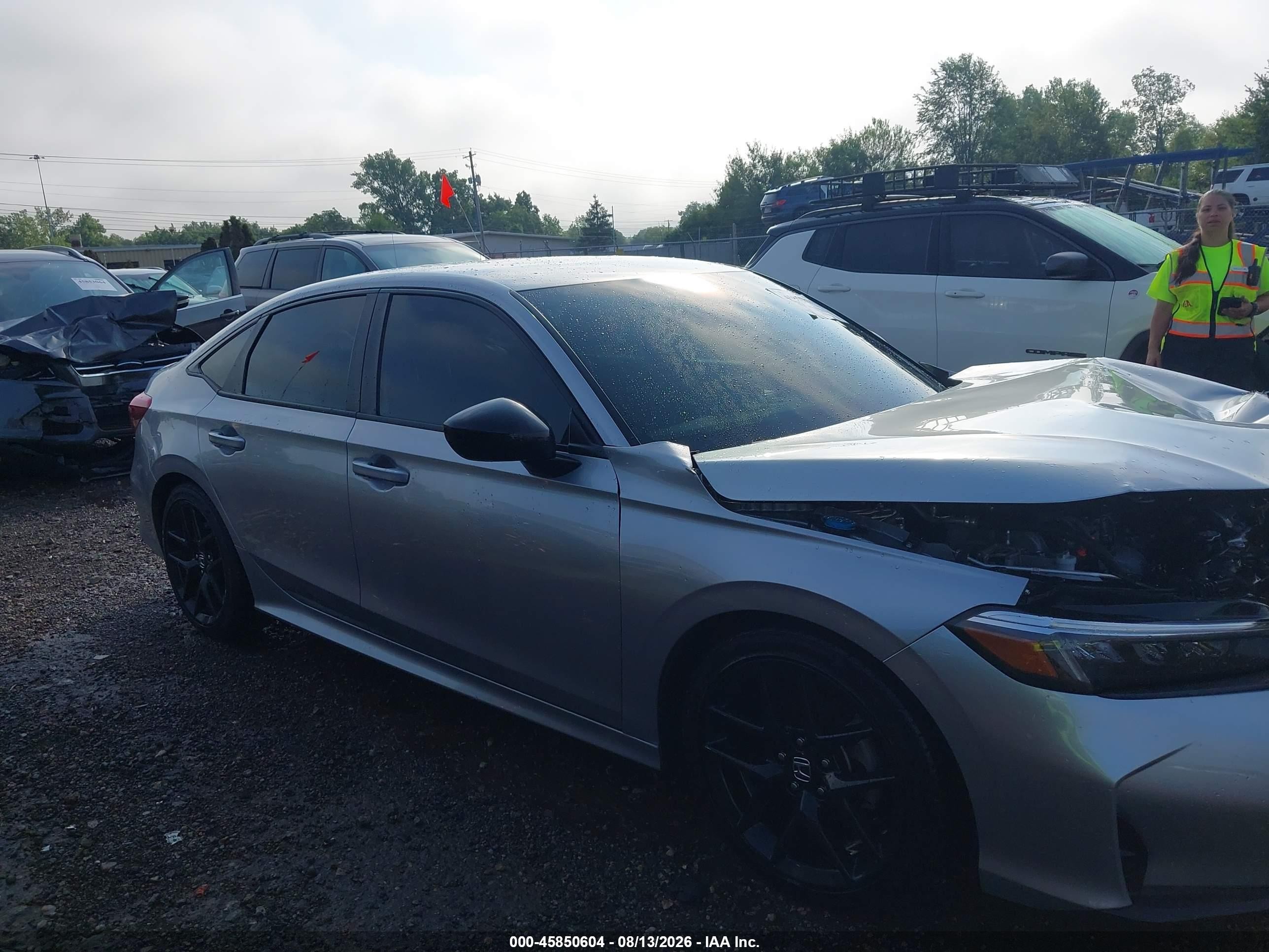 2025 Honda Civic Sport Silver vin: 2HGFE2F57SH532677