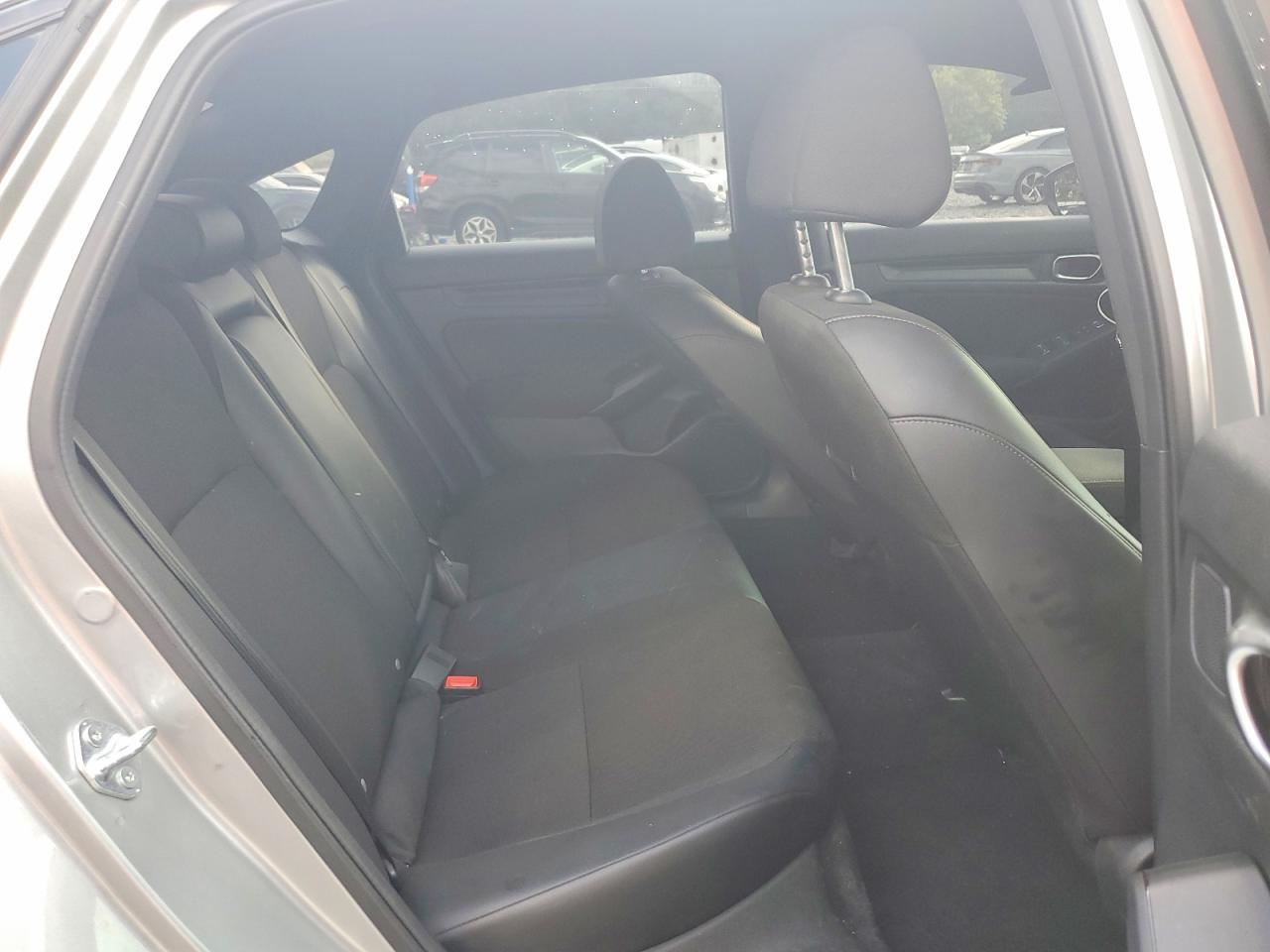 2026 Honda Civic Sport Silver vin: 2HGFE2F57TH523804