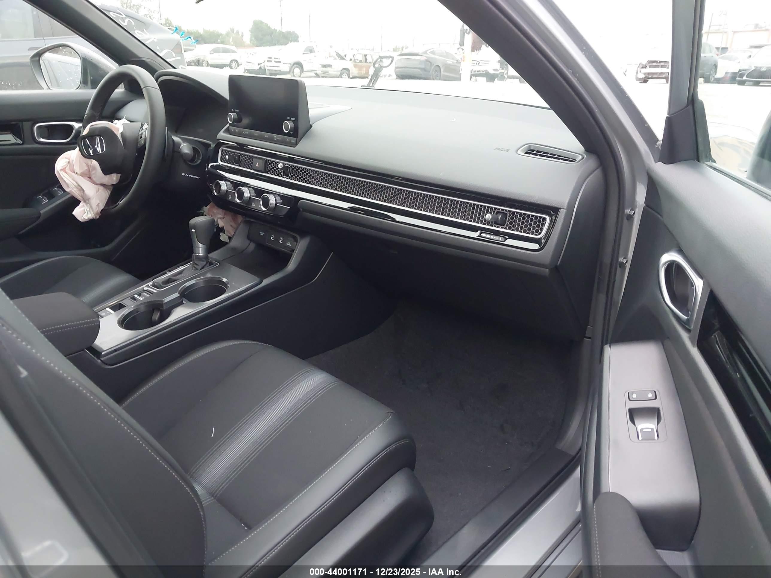 2026 Honda Civic Hybrid Sport/sport Touring Silver vin: 2HGFE4F81TH317917