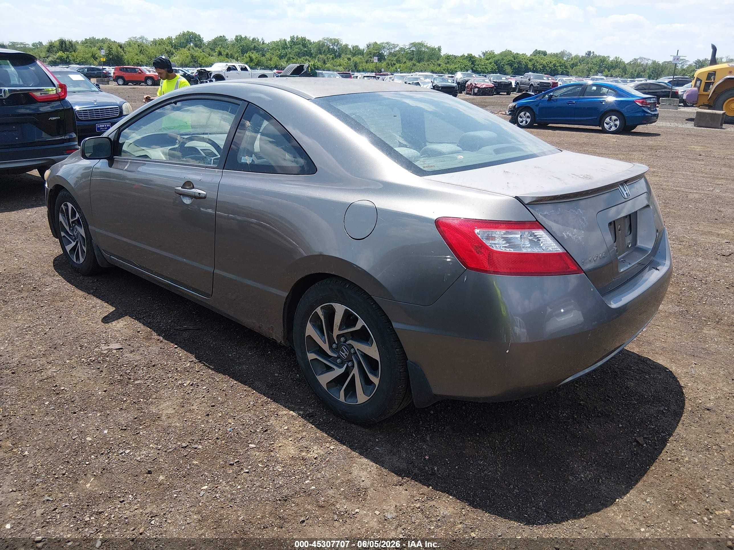 2008 Honda Civic Lx Серый vin: 2HGFG11618H565994