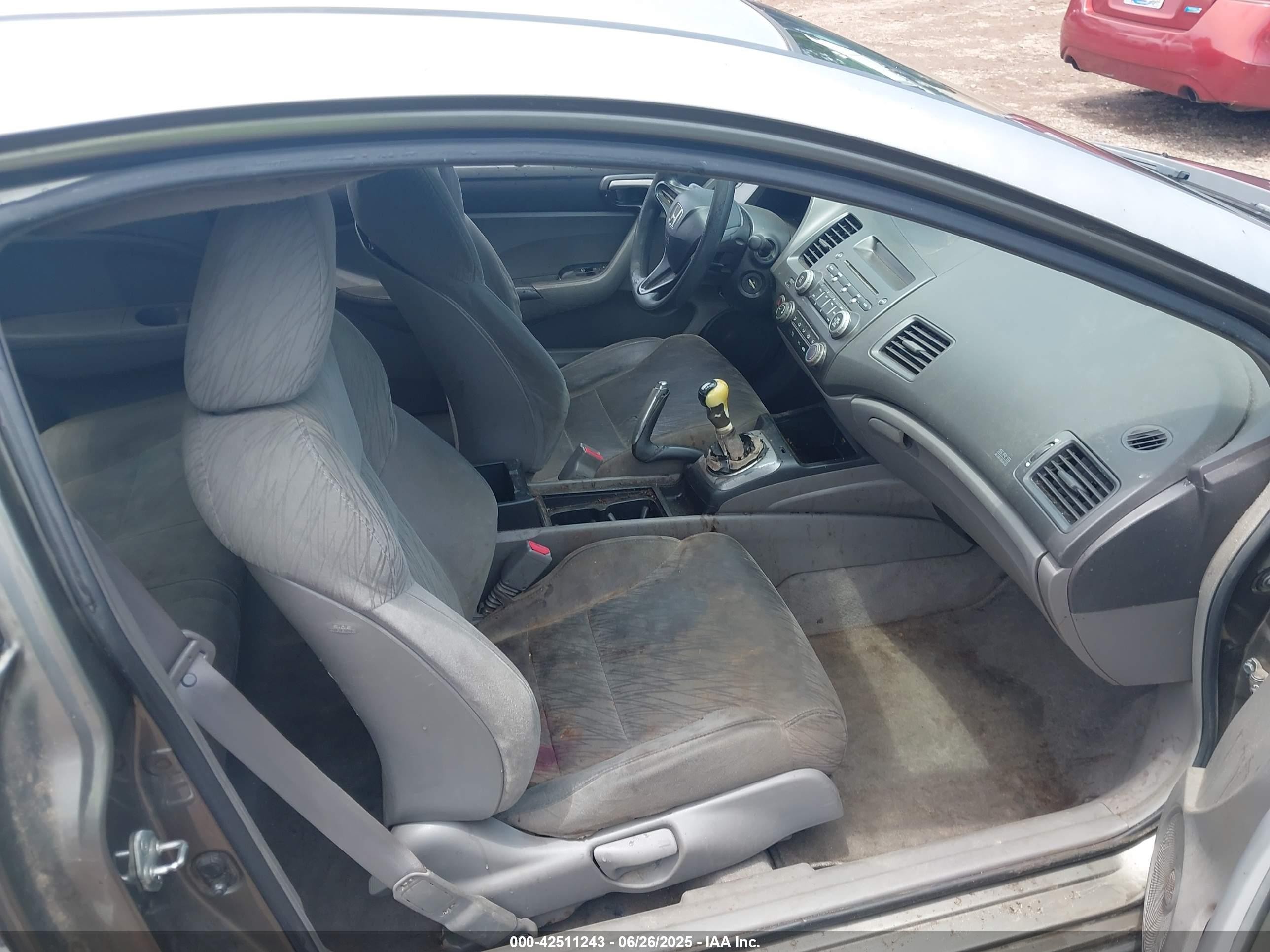 2008 Honda Civic Lx Gray vin: 2HGFG11658H511100