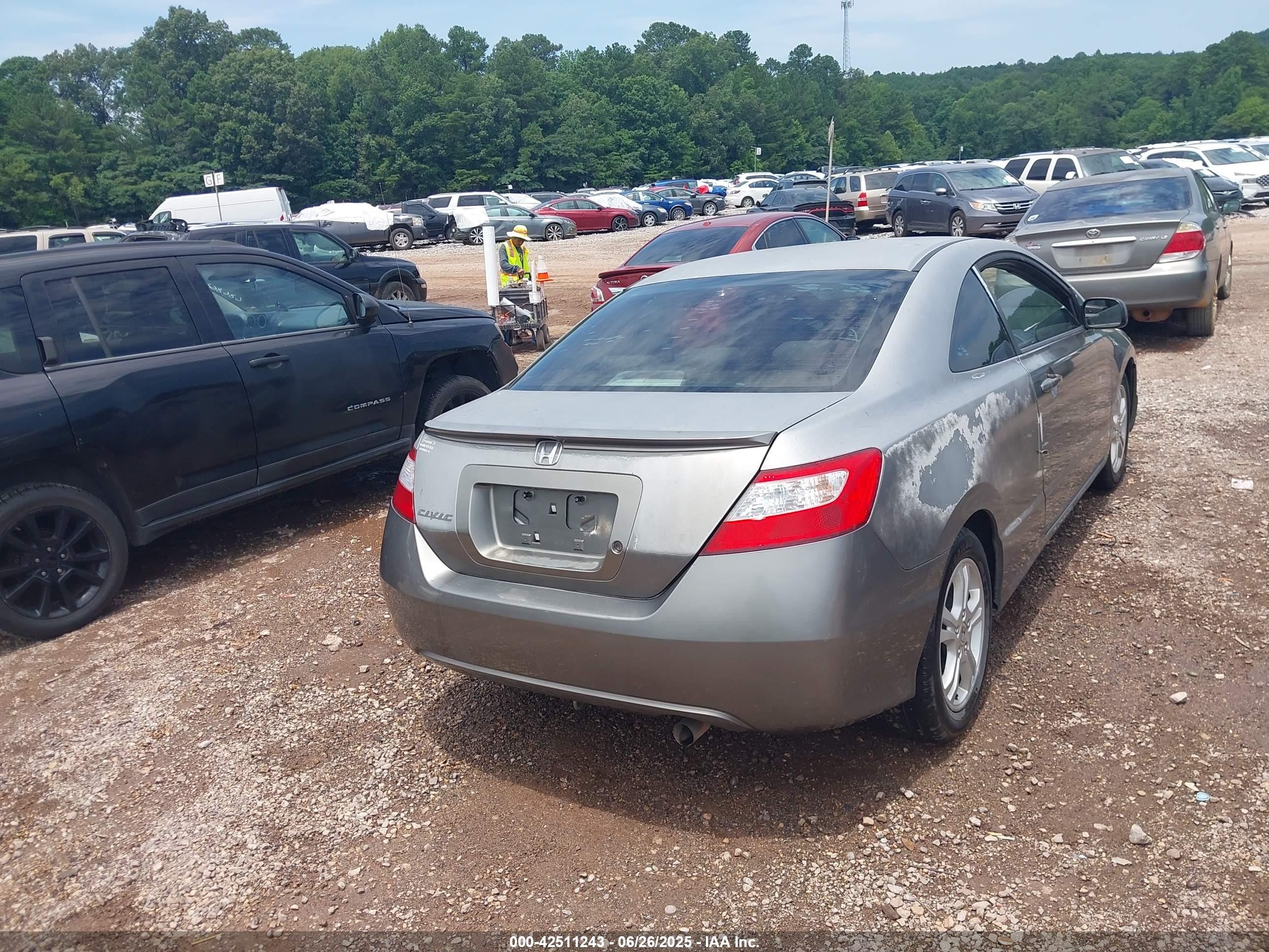 2008 Honda Civic Lx Gray vin: 2HGFG11658H511100