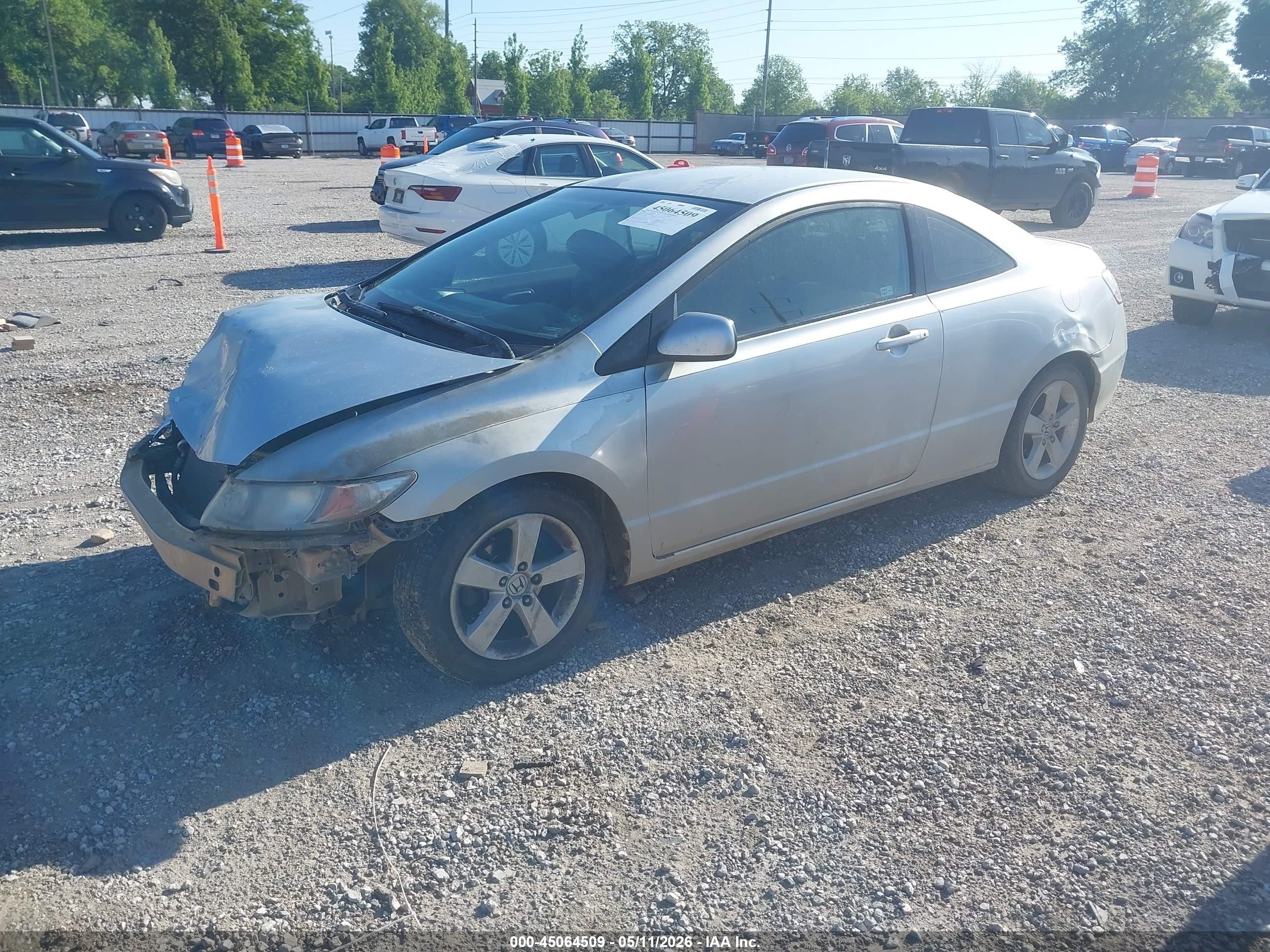2008 Honda Civic Lx Silver vin: 2HGFG11658H525384