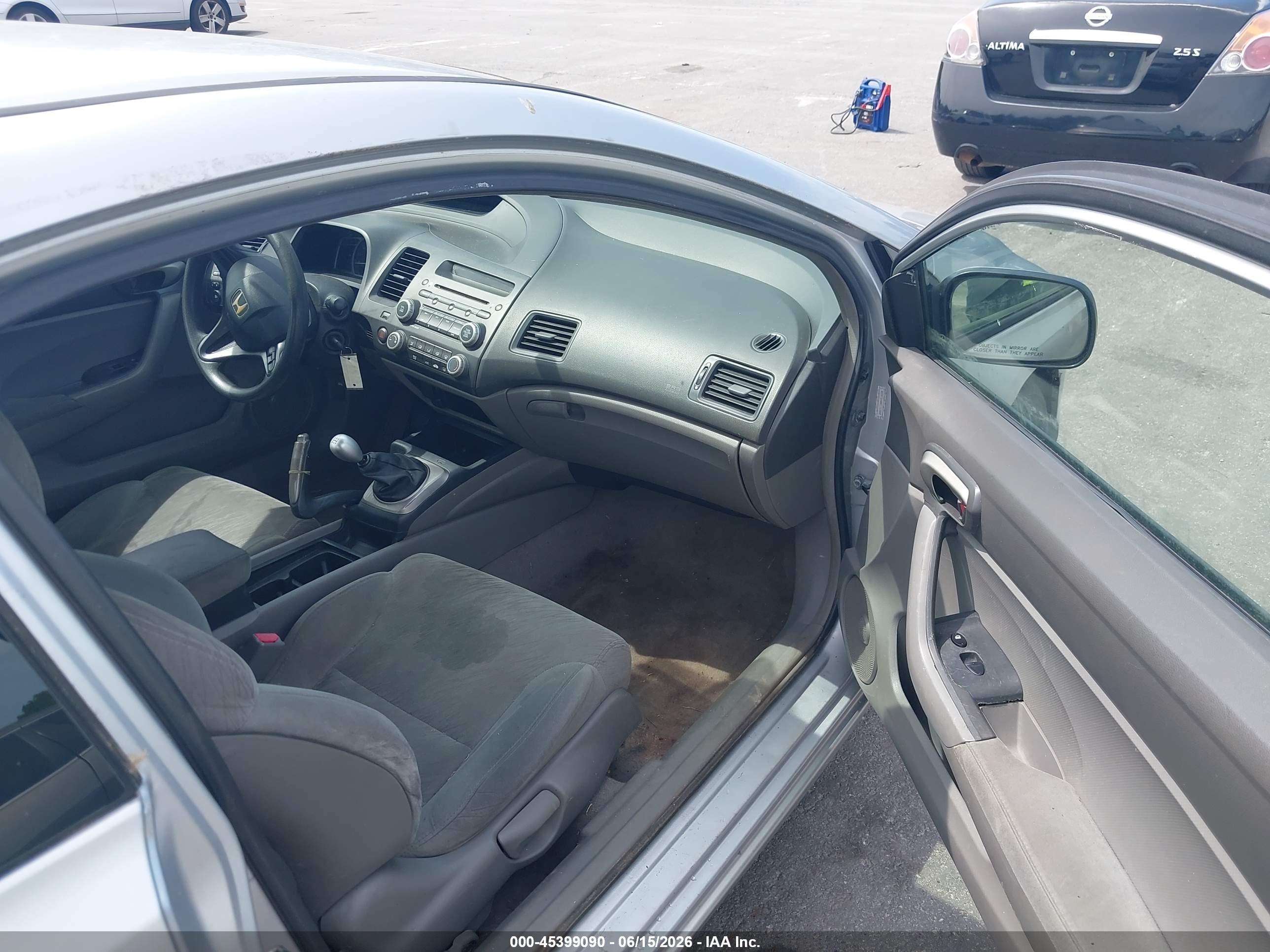 2008 Honda Civic Lx Silver vin: 2HGFG11668H518234
