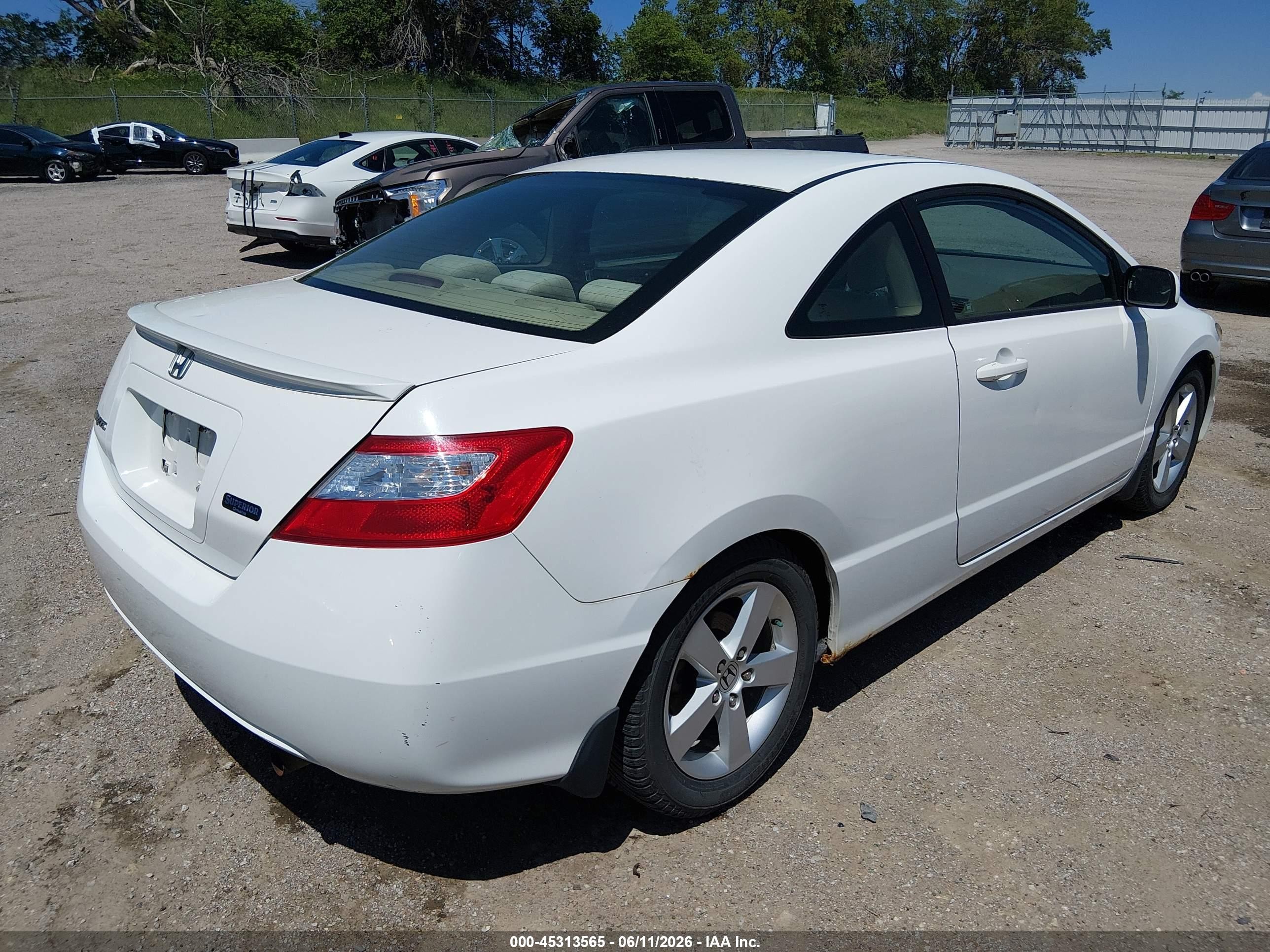 2007 Honda Civic Ex White vin: 2HGFG11857H512537