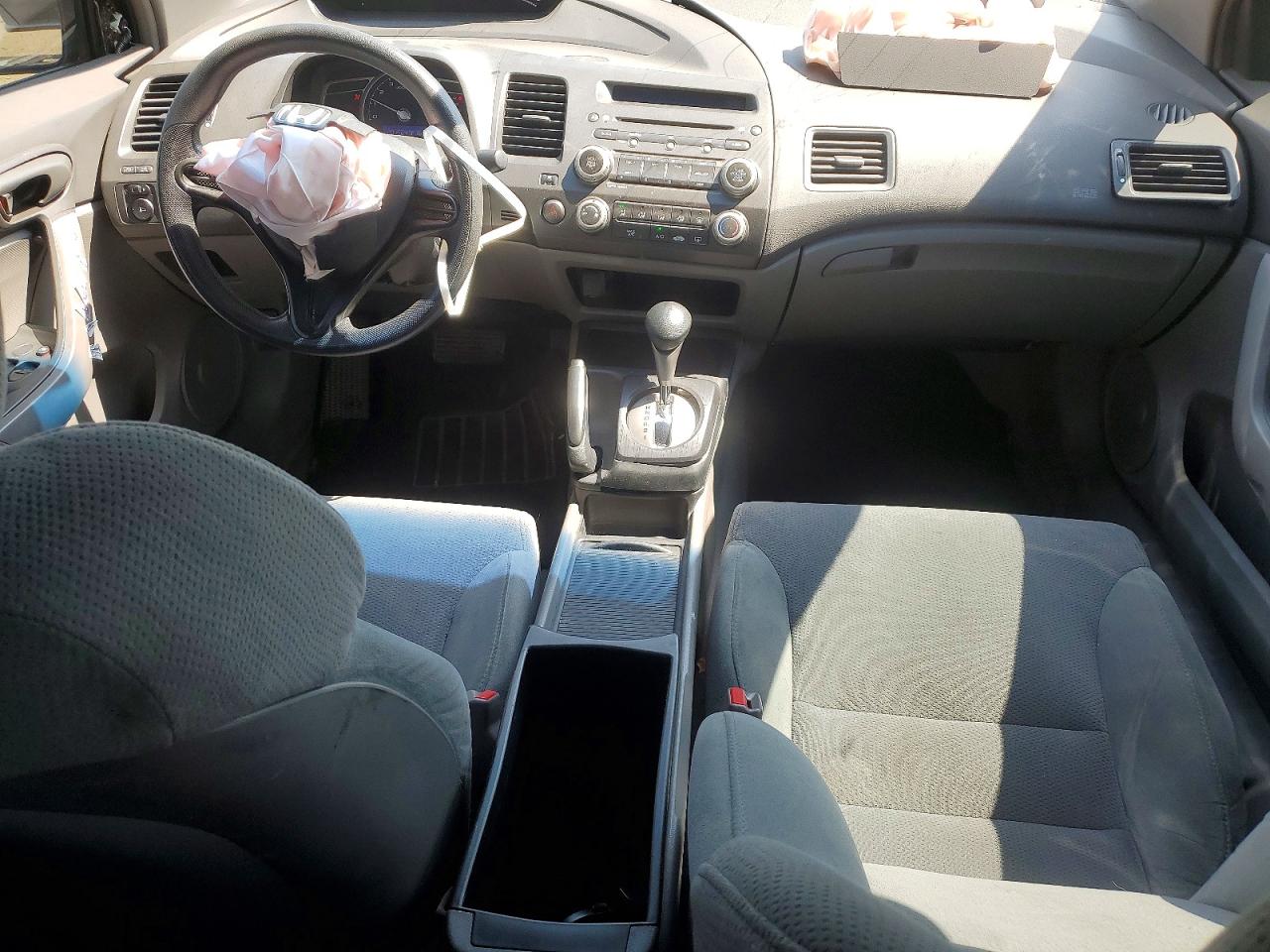 2008 Honda Civic Dx Белый vin: 2HGFG12258H004953