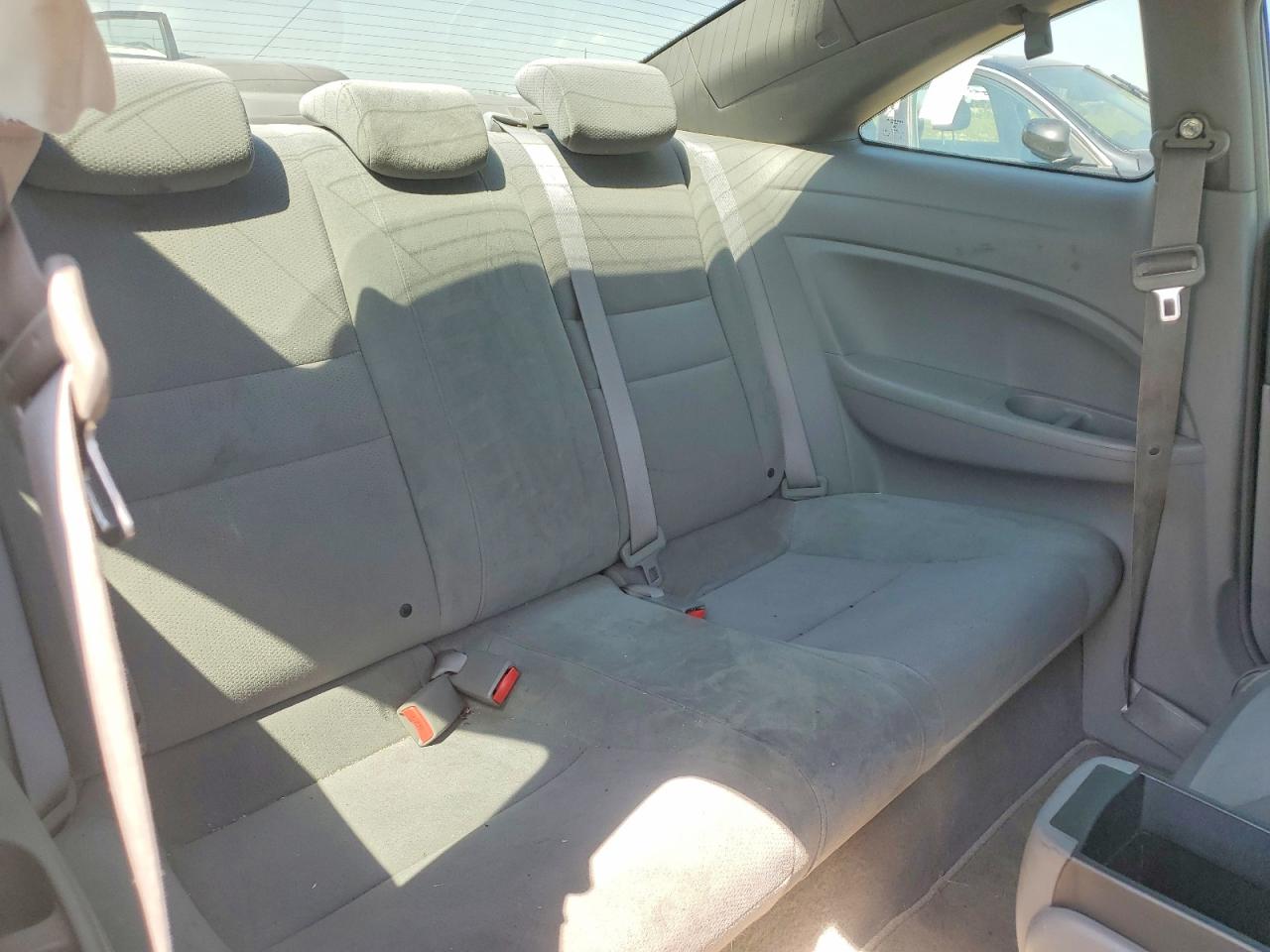 2008 Honda Civic Dx Белый vin: 2HGFG12258H004953