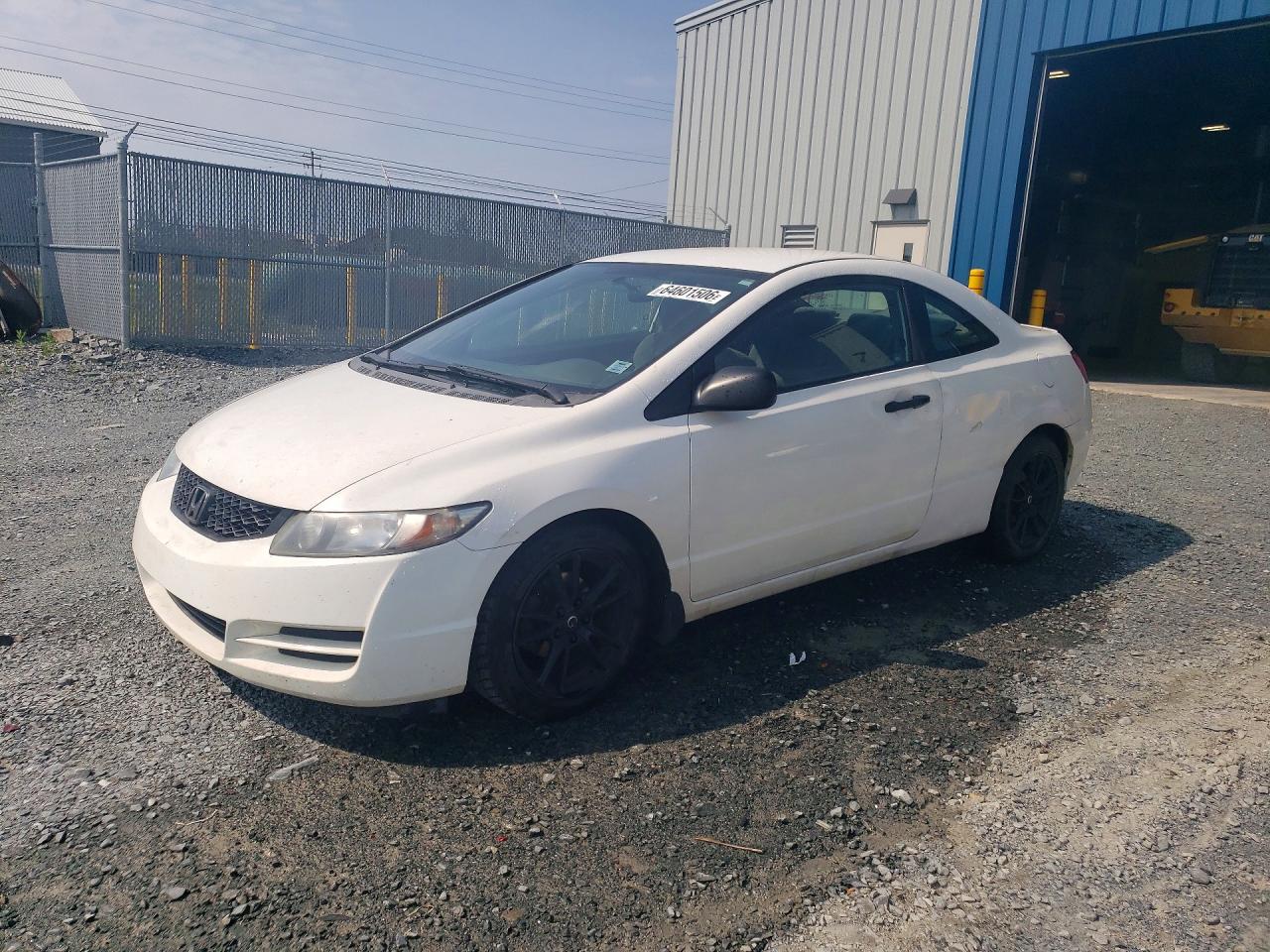 2009 Honda Civic Dx White vin: 2HGFG12279H008536