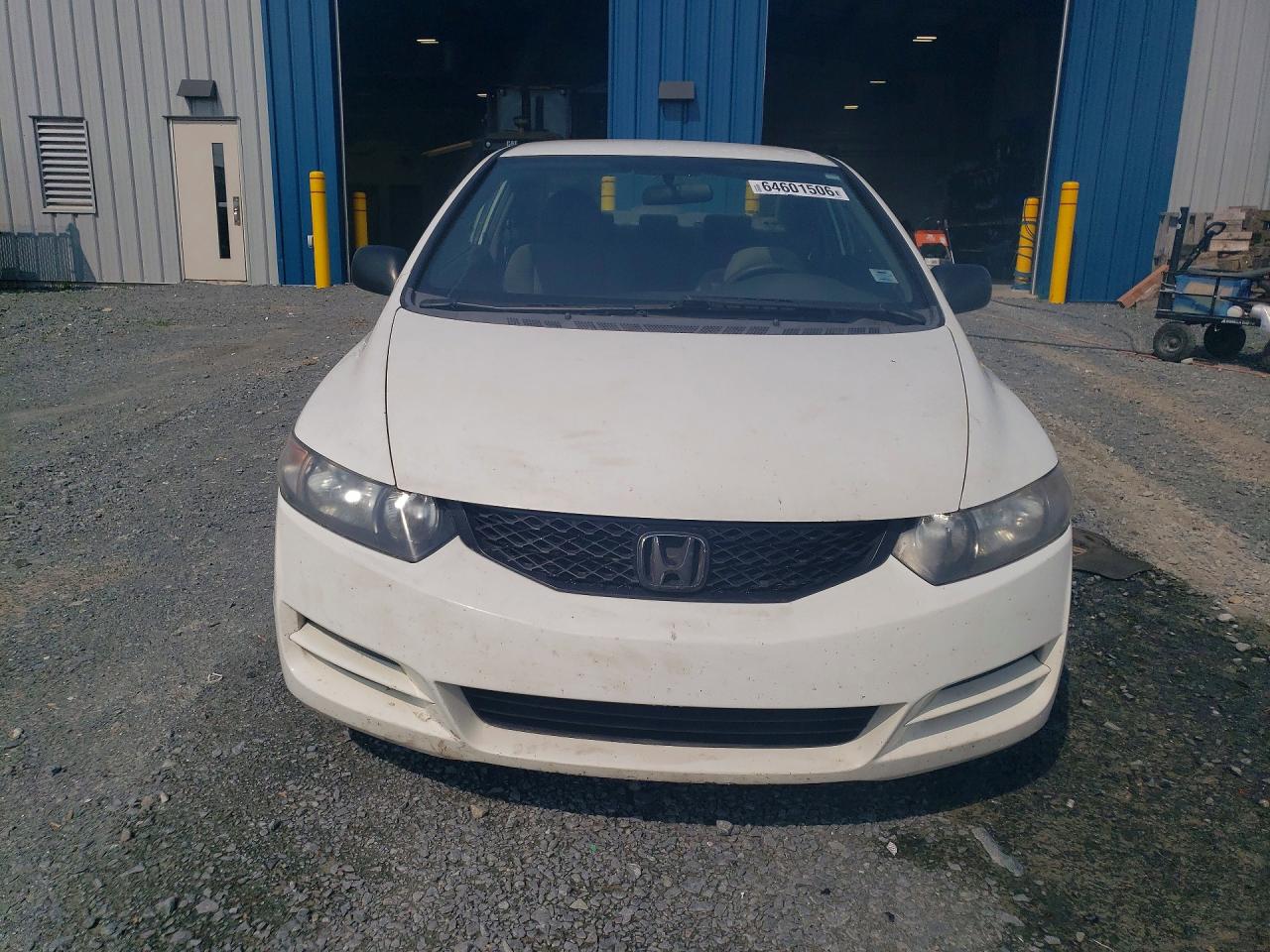 2009 Honda Civic Dx White vin: 2HGFG12279H008536
