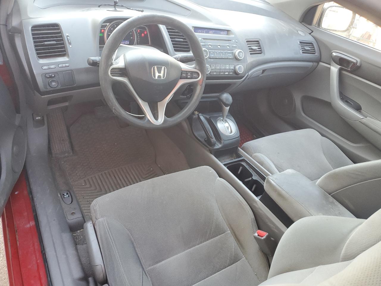 2009 Honda Civic Dx-g Red vin: 2HGFG12329H007349