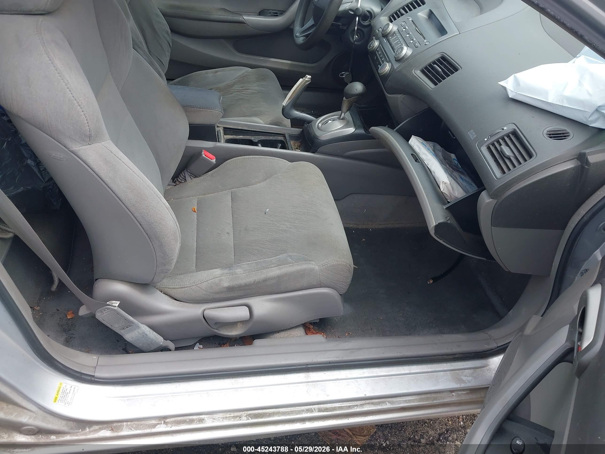 2008 Honda Civic Lx Серебряный vin: 2HGFG12608H521919