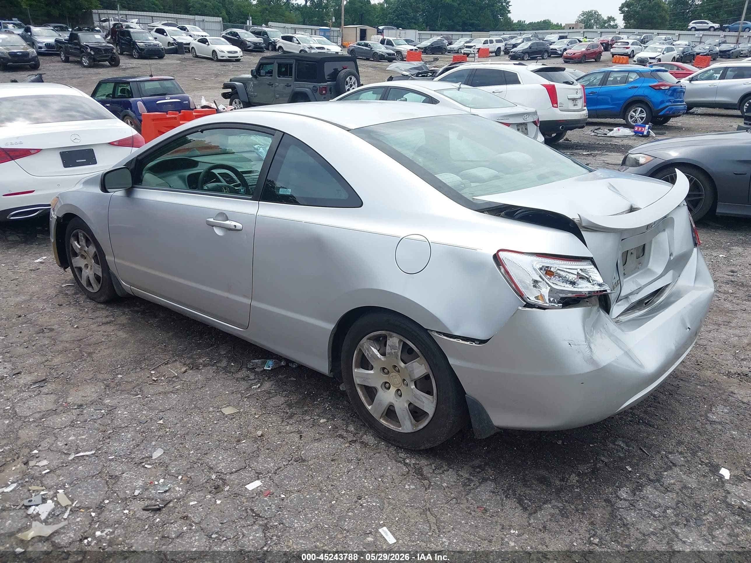 2008 Honda Civic Lx Серебряный vin: 2HGFG12608H521919