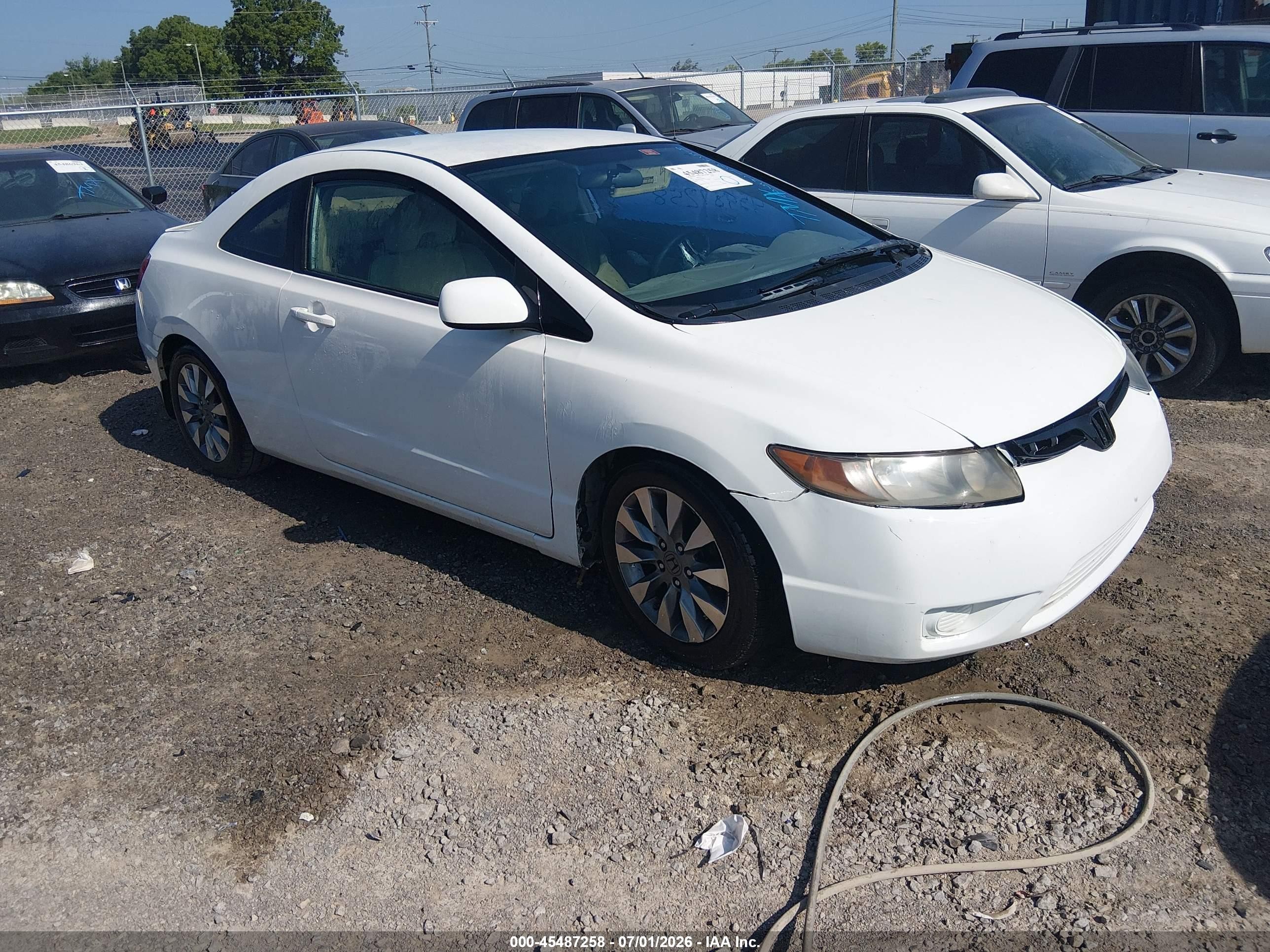2006 Honda Civic Lx White vin: 2HGFG12616H500865
