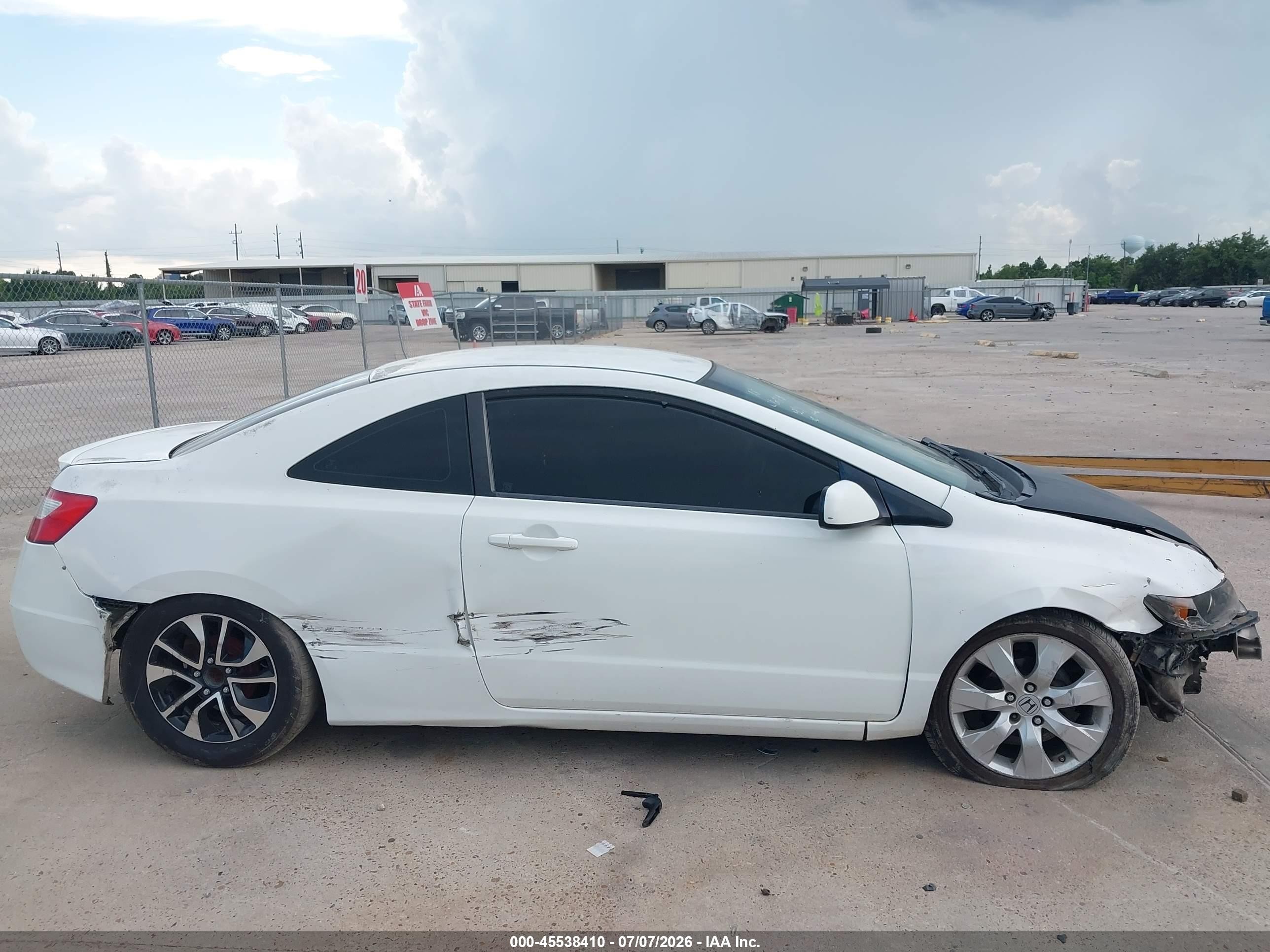 2007 Honda Civic Lx White vin: 2HGFG12617H540364