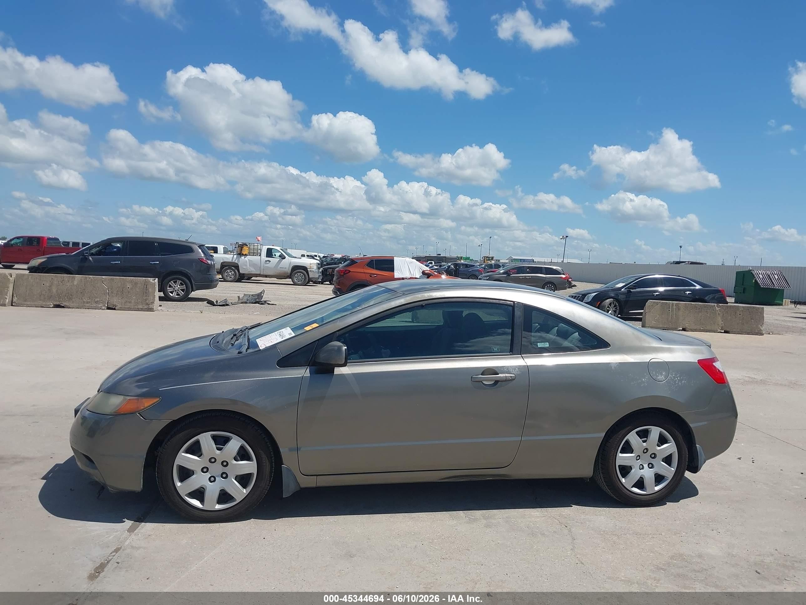 2007 Honda Civic Lx Pewter vin: 2HGFG12617H551722
