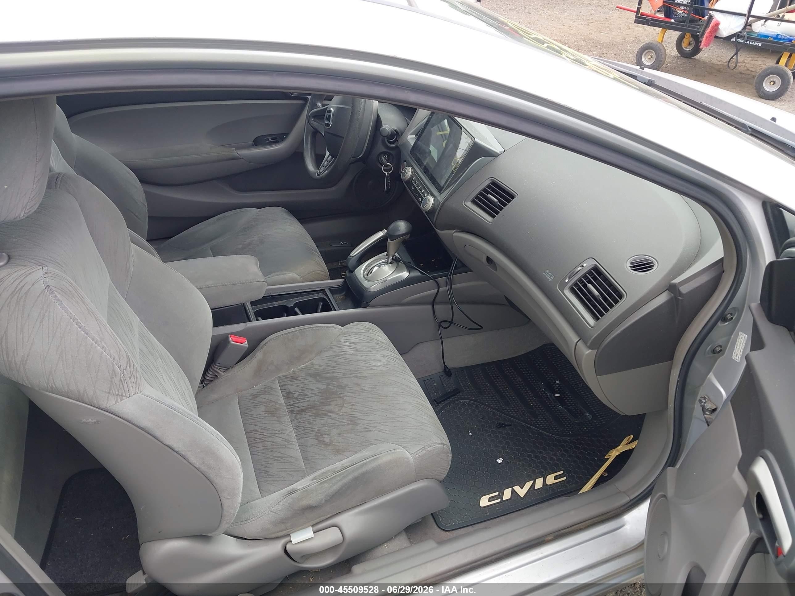 2008 Honda Civic Lx Silver vin: 2HGFG12618H503171