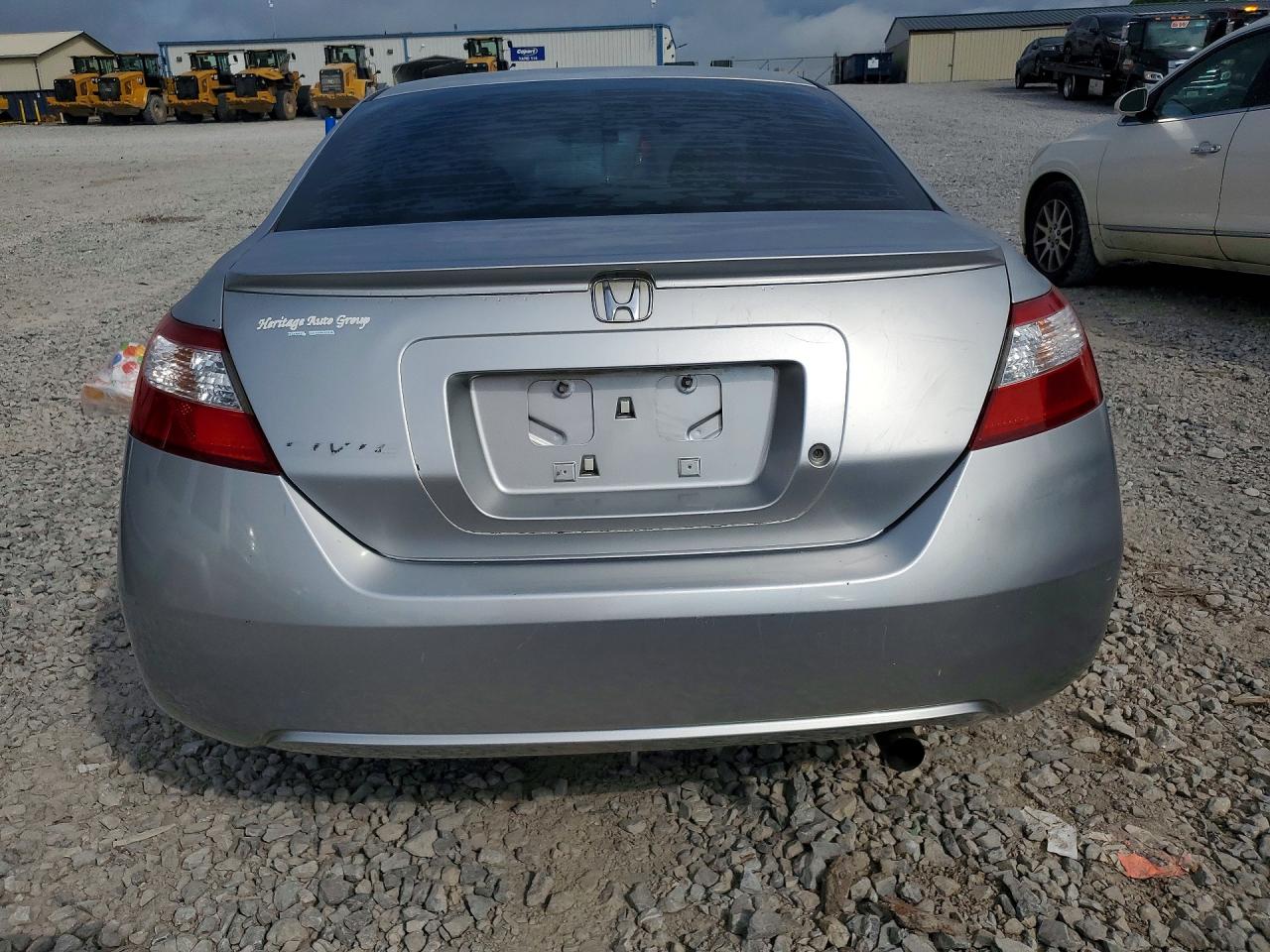 2008 Honda Civic Lx Silver vin: 2HGFG12618H563581