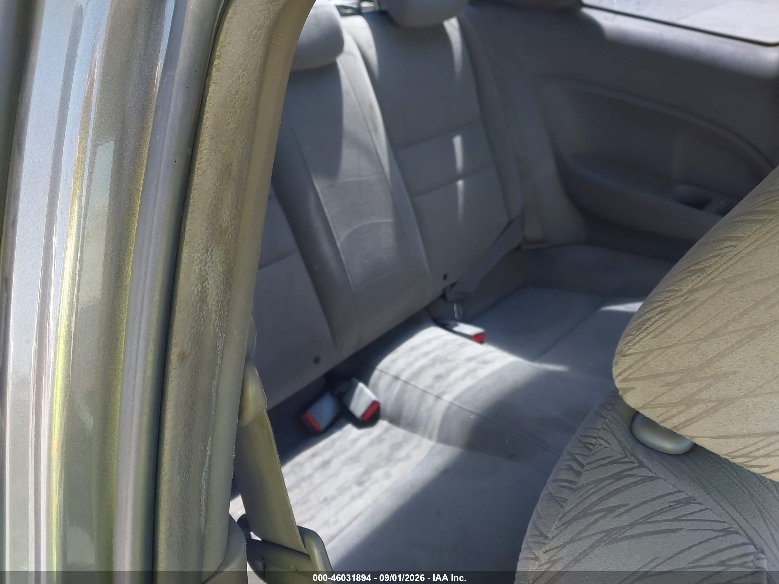 2007 Honda Civic Lx Серый vin: 2HGFG12637H521976
