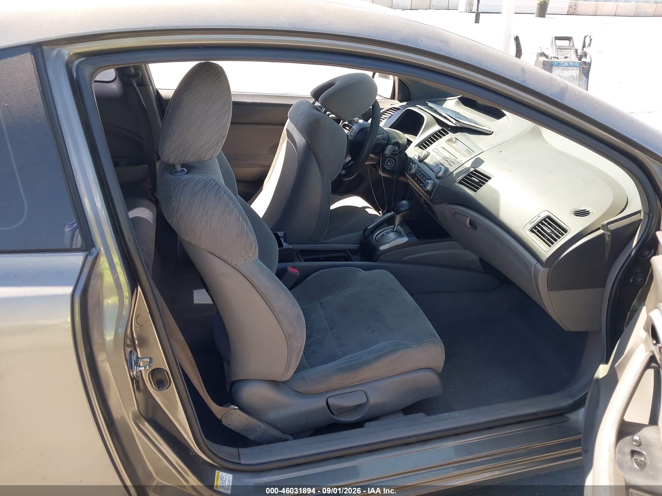 2007 Honda Civic Lx Серый vin: 2HGFG12637H521976