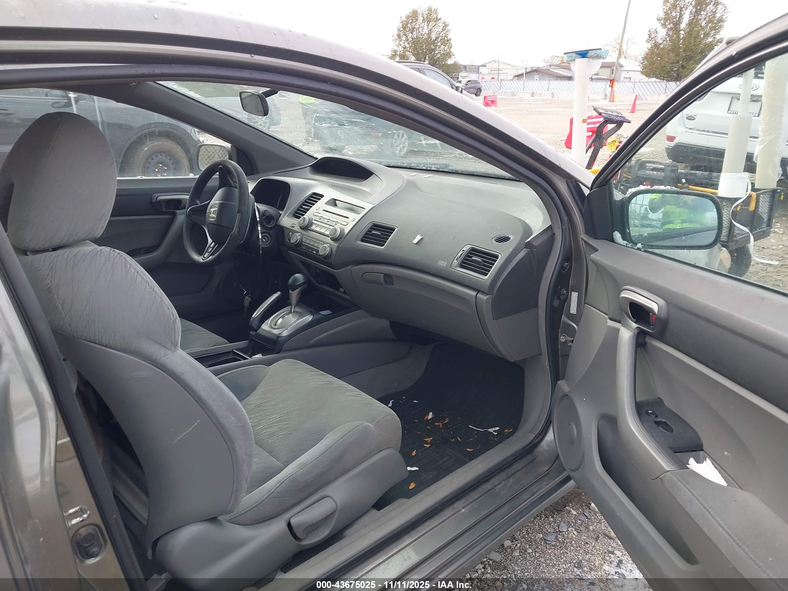 2007 Honda Civic Lx Серебряный vin: 2HGFG12647H559121