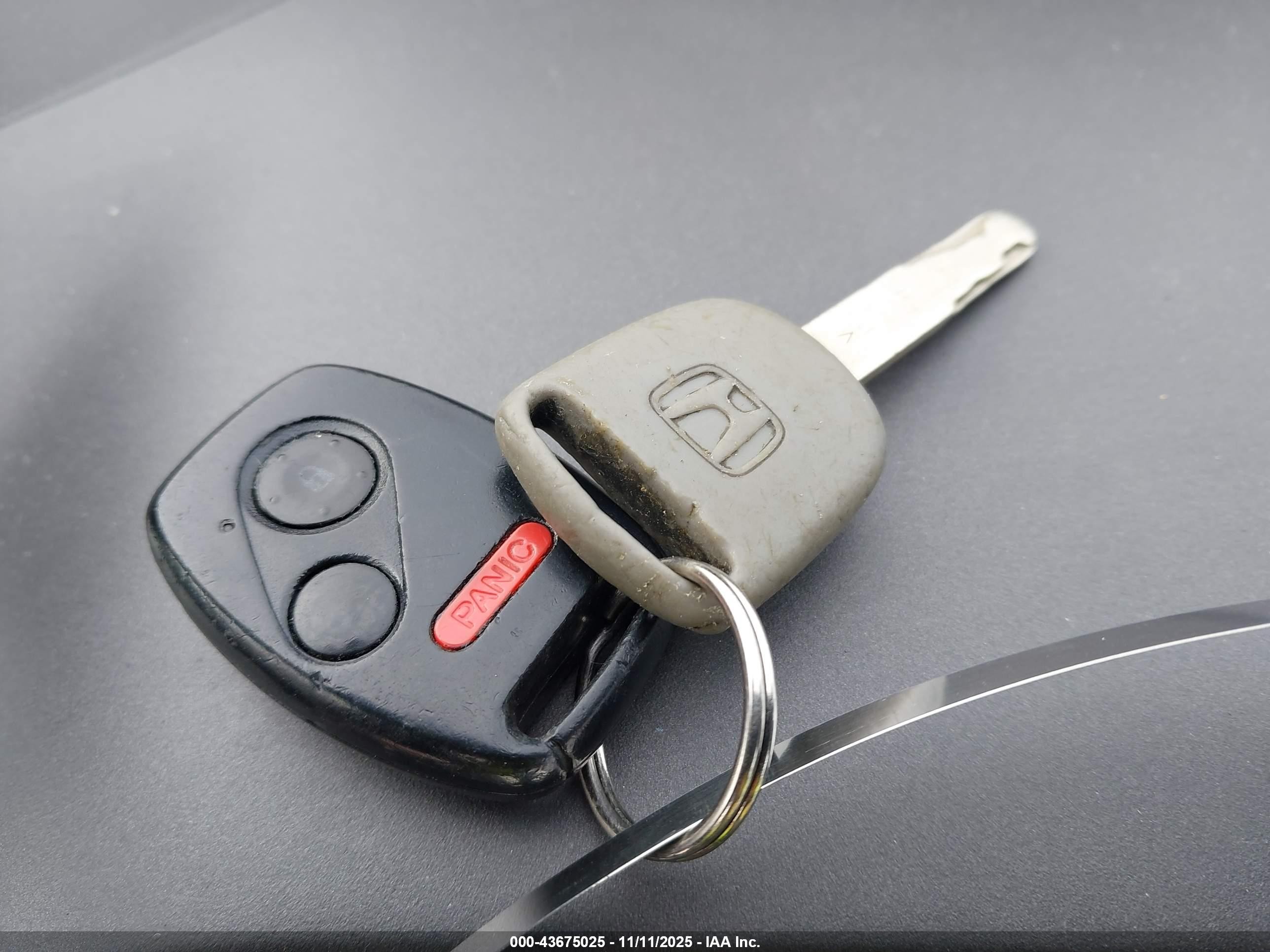 2007 Honda Civic Lx Серебряный vin: 2HGFG12647H559121