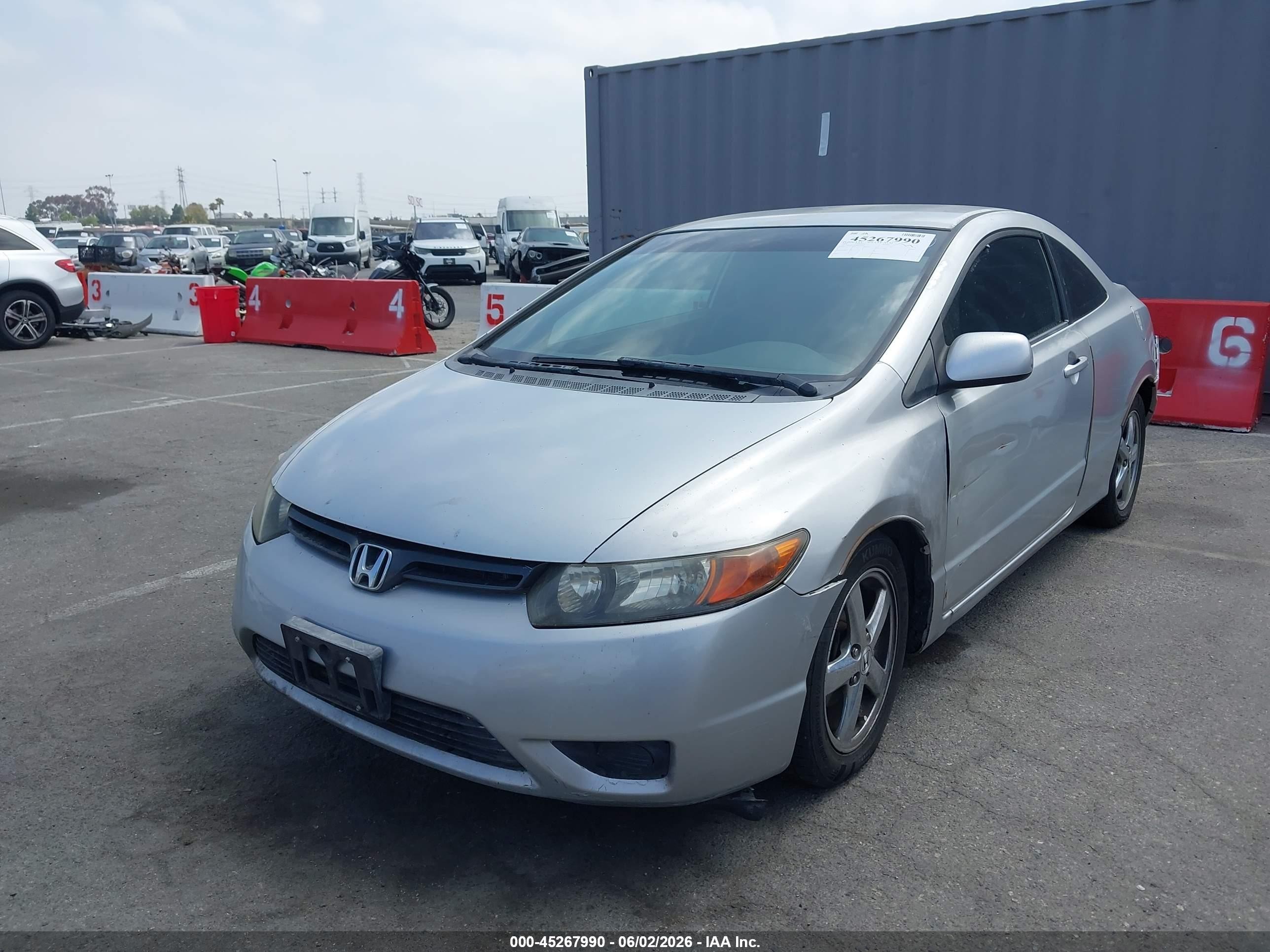 2008 Honda Civic Lx Серебряный vin: 2HGFG12648H527609