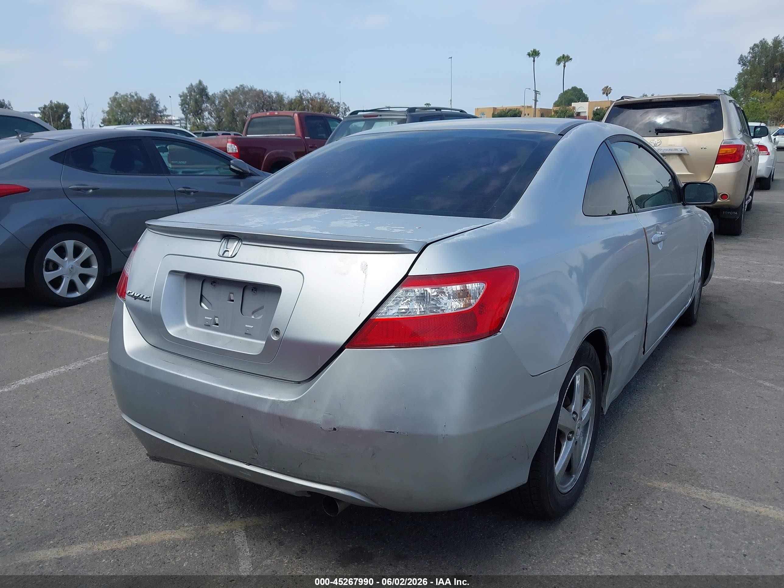 2008 Honda Civic Lx Серебряный vin: 2HGFG12648H527609