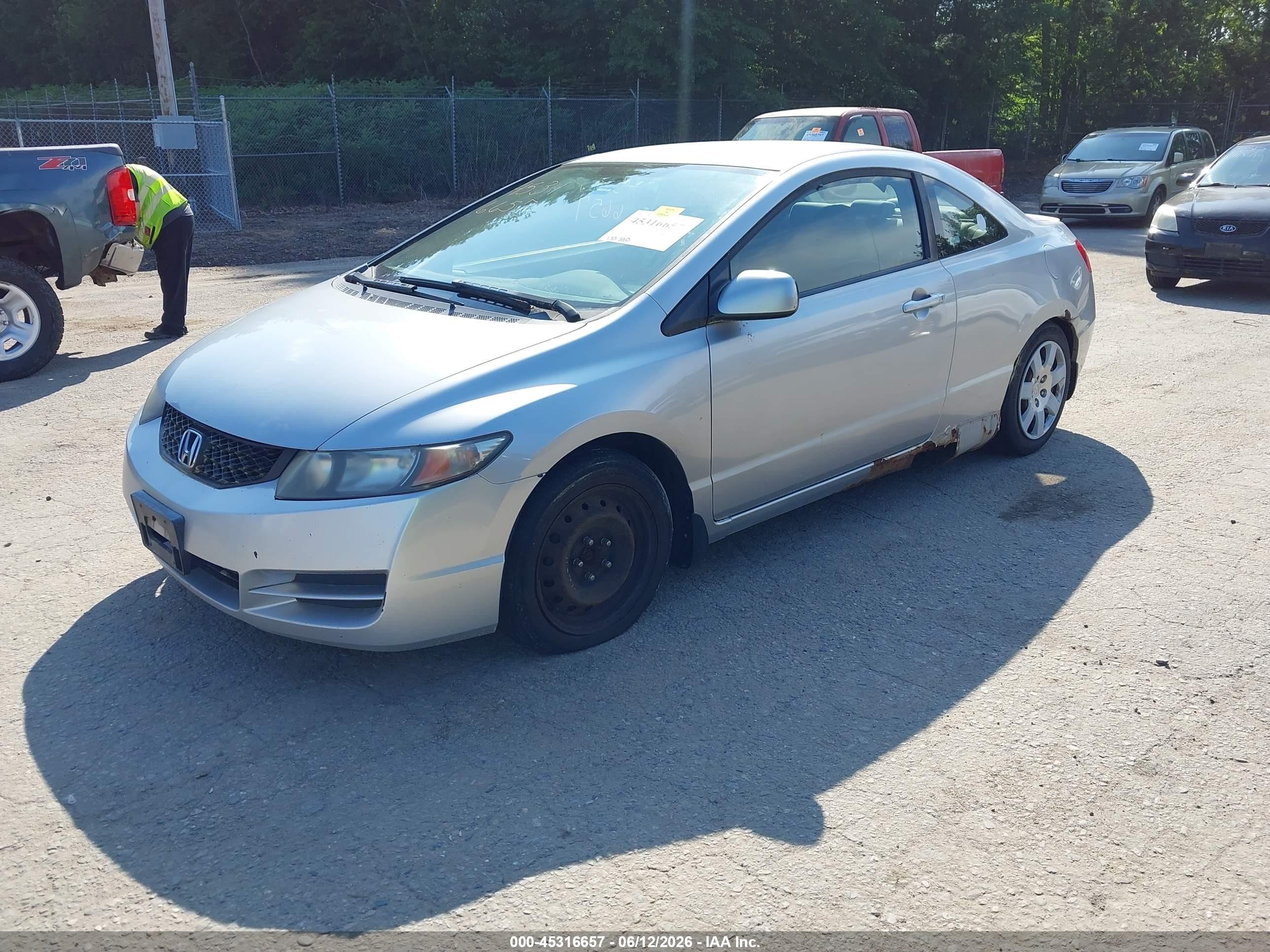 2009 Honda Civic Lx Silver vin: 2HGFG12649H501416