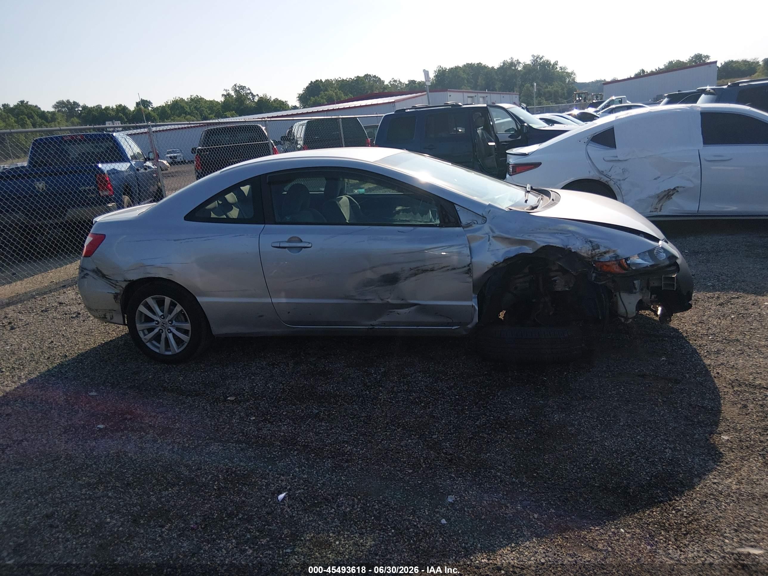 2007 Honda Civic Lx Gray vin: 2HGFG12657H515645