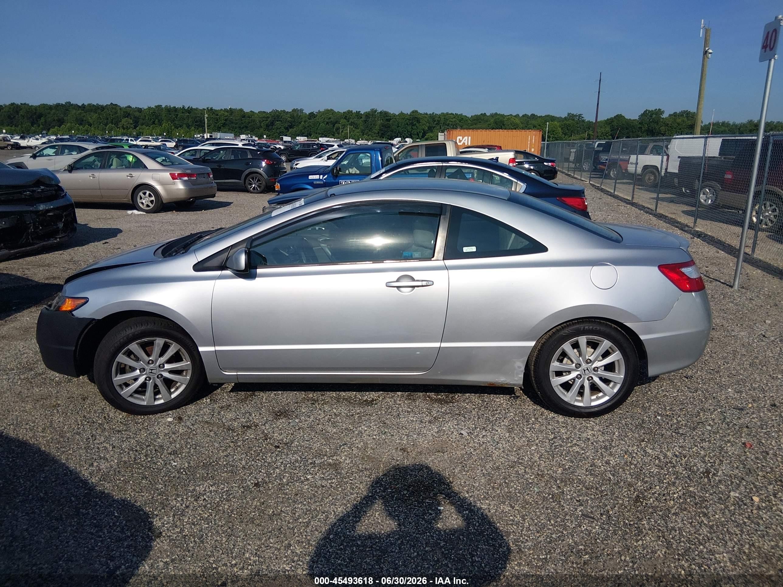 2007 Honda Civic Lx Gray vin: 2HGFG12657H515645