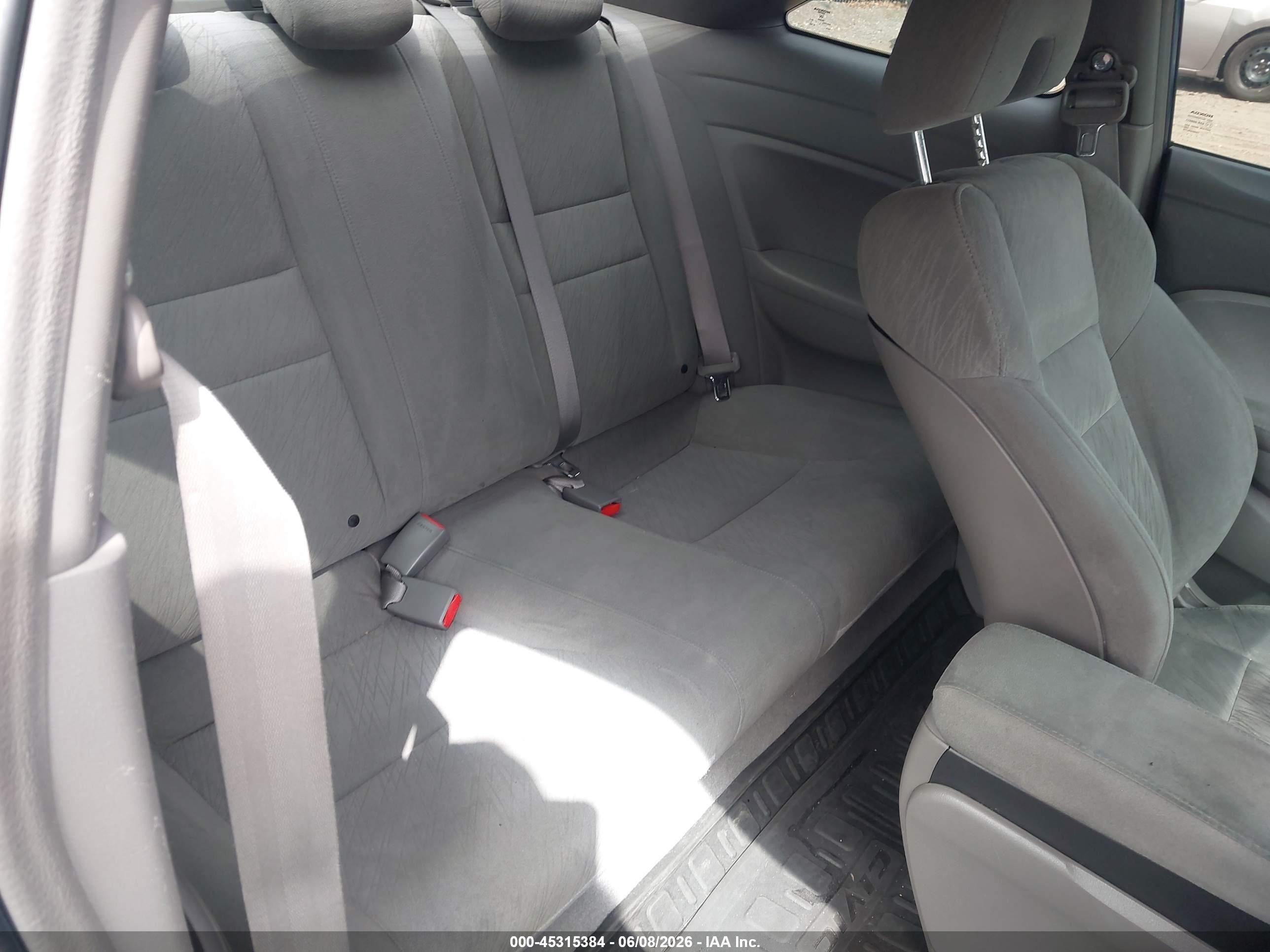2008 Honda Civic Lx Blue vin: 2HGFG12658H502668