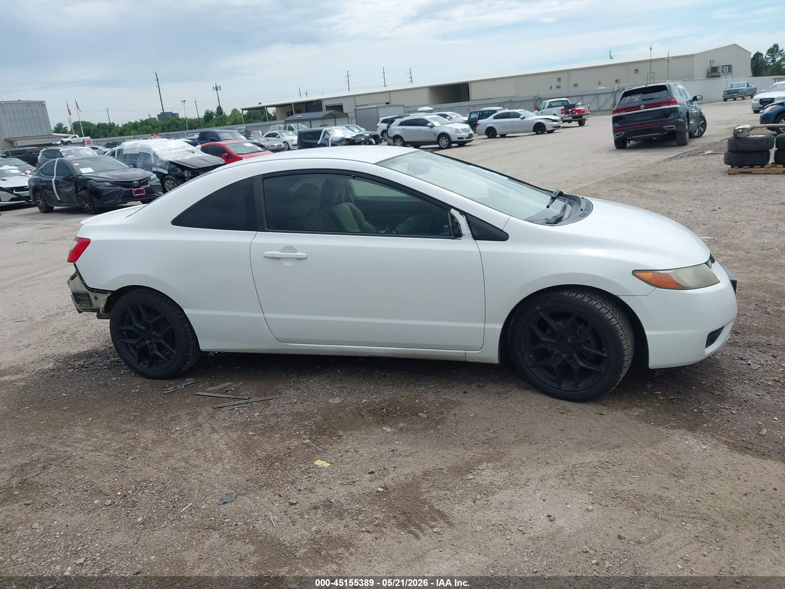 2008 Honda Civic Lx White vin: 2HGFG12658H565365
