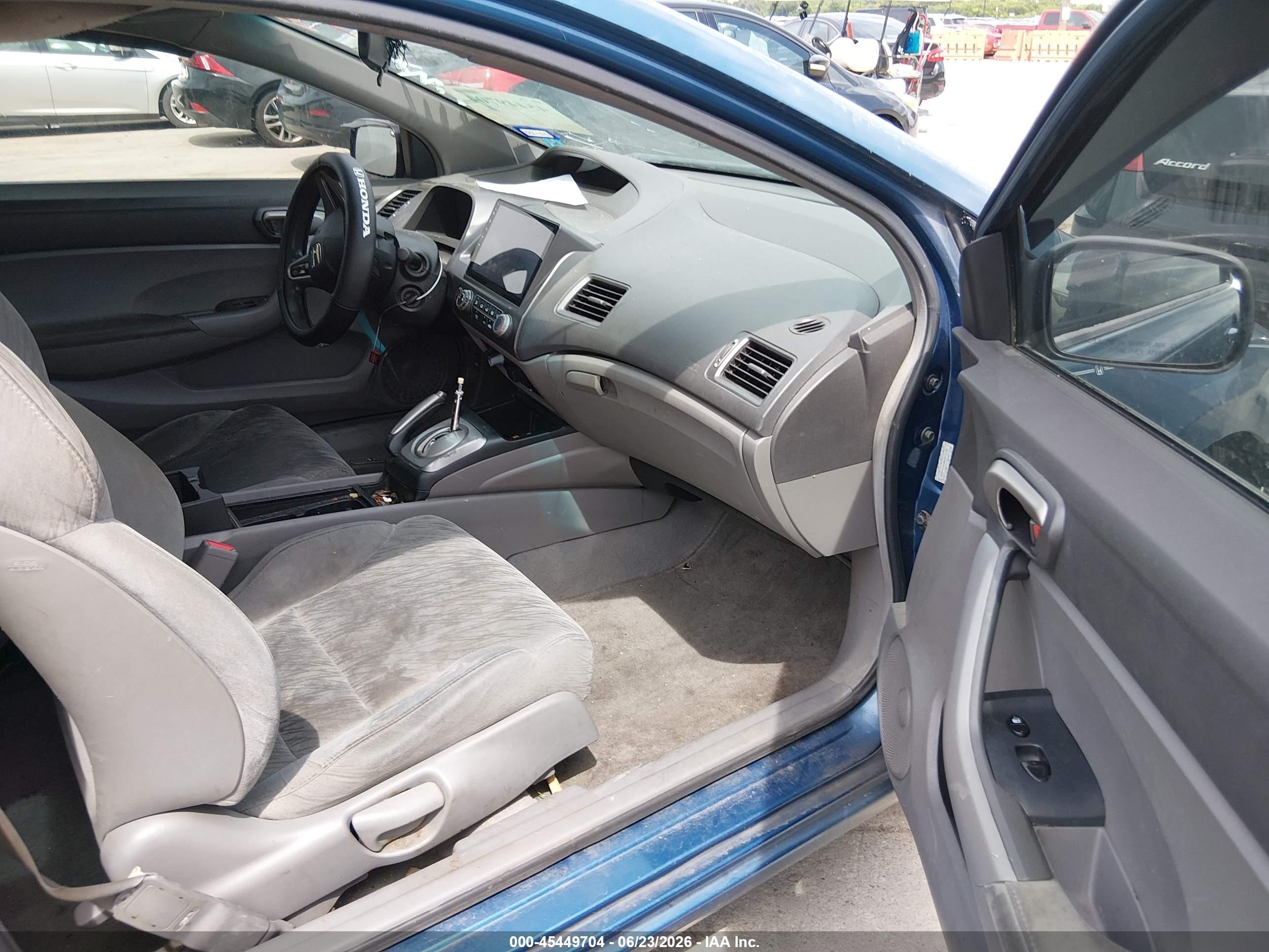 2008 Honda Civic Lx Blue vin: 2HGFG12658H572154