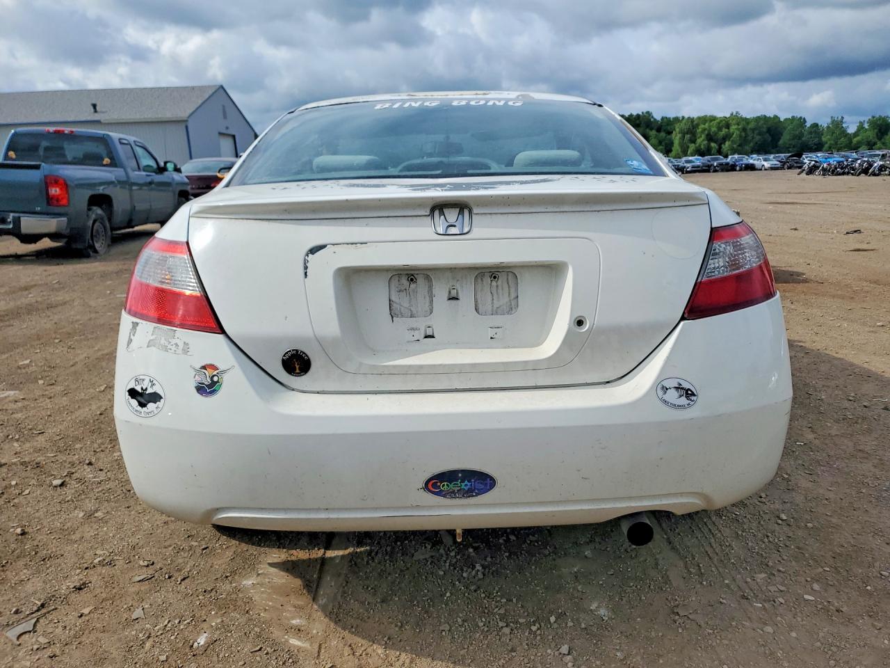 2009 Honda Civic Lx White vin: 2HGFG12659H513753
