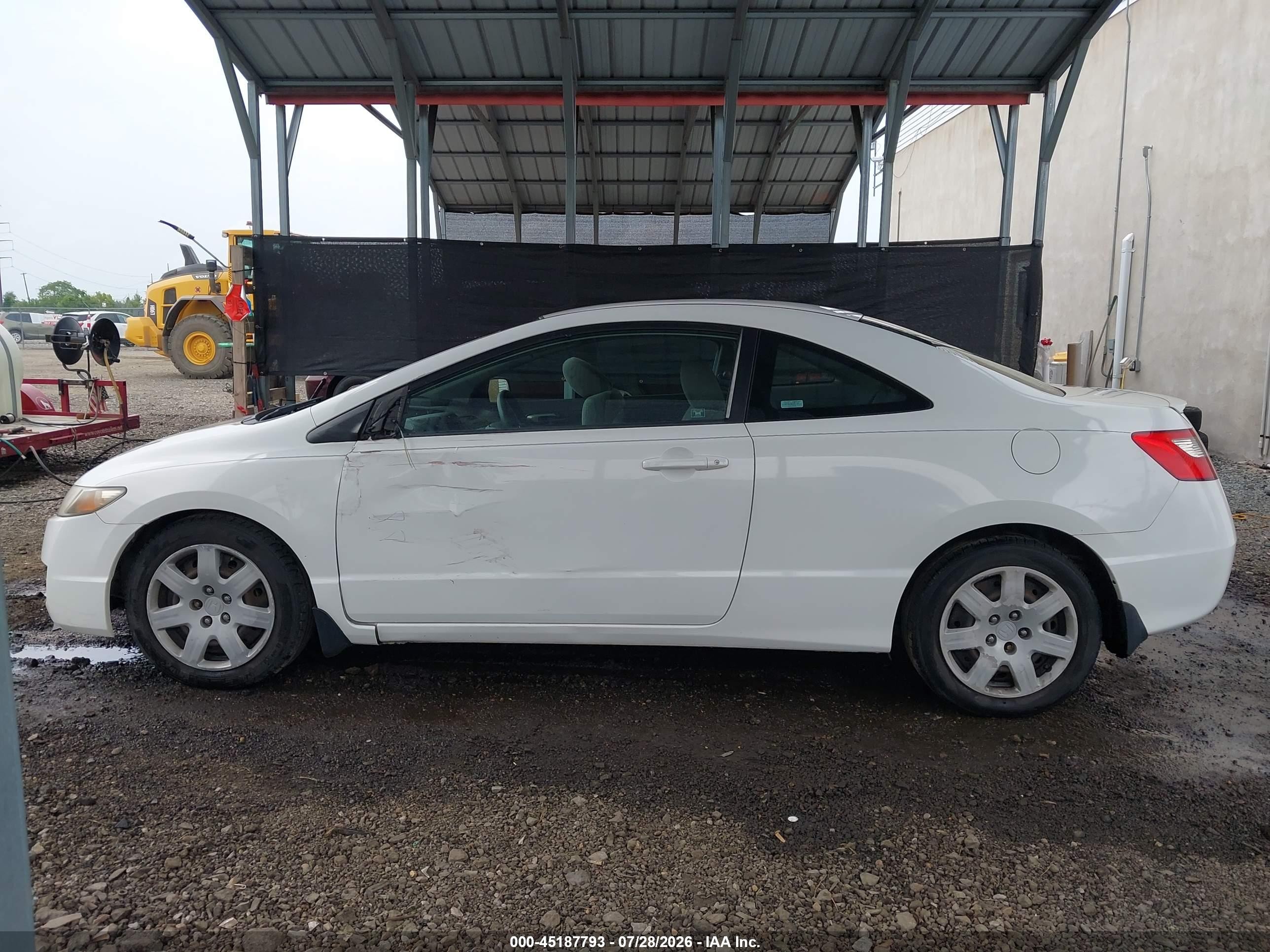 2009 Honda Civic Lx White vin: 2HGFG12659H525773