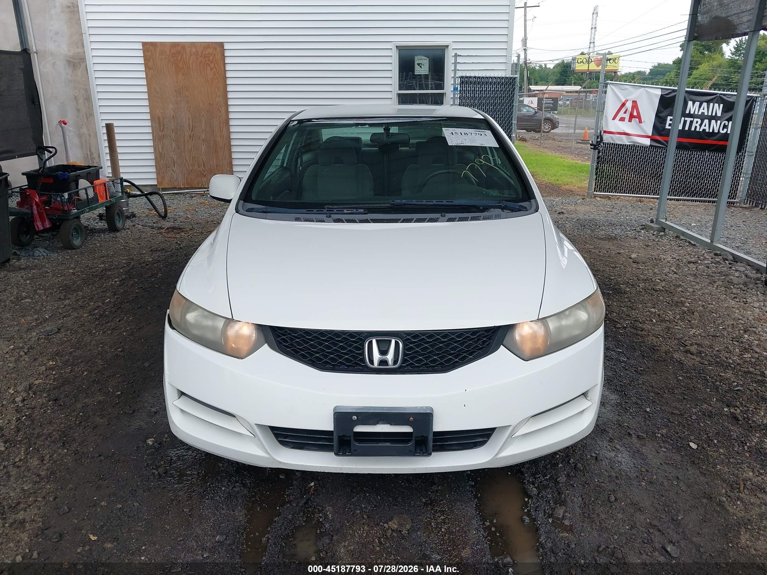 2009 Honda Civic Lx White vin: 2HGFG12659H525773